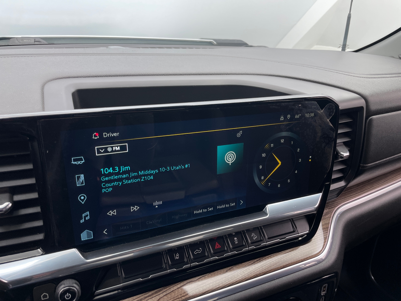 Thumbnail: 2024 Chevrolet Silverado 3500 - 4