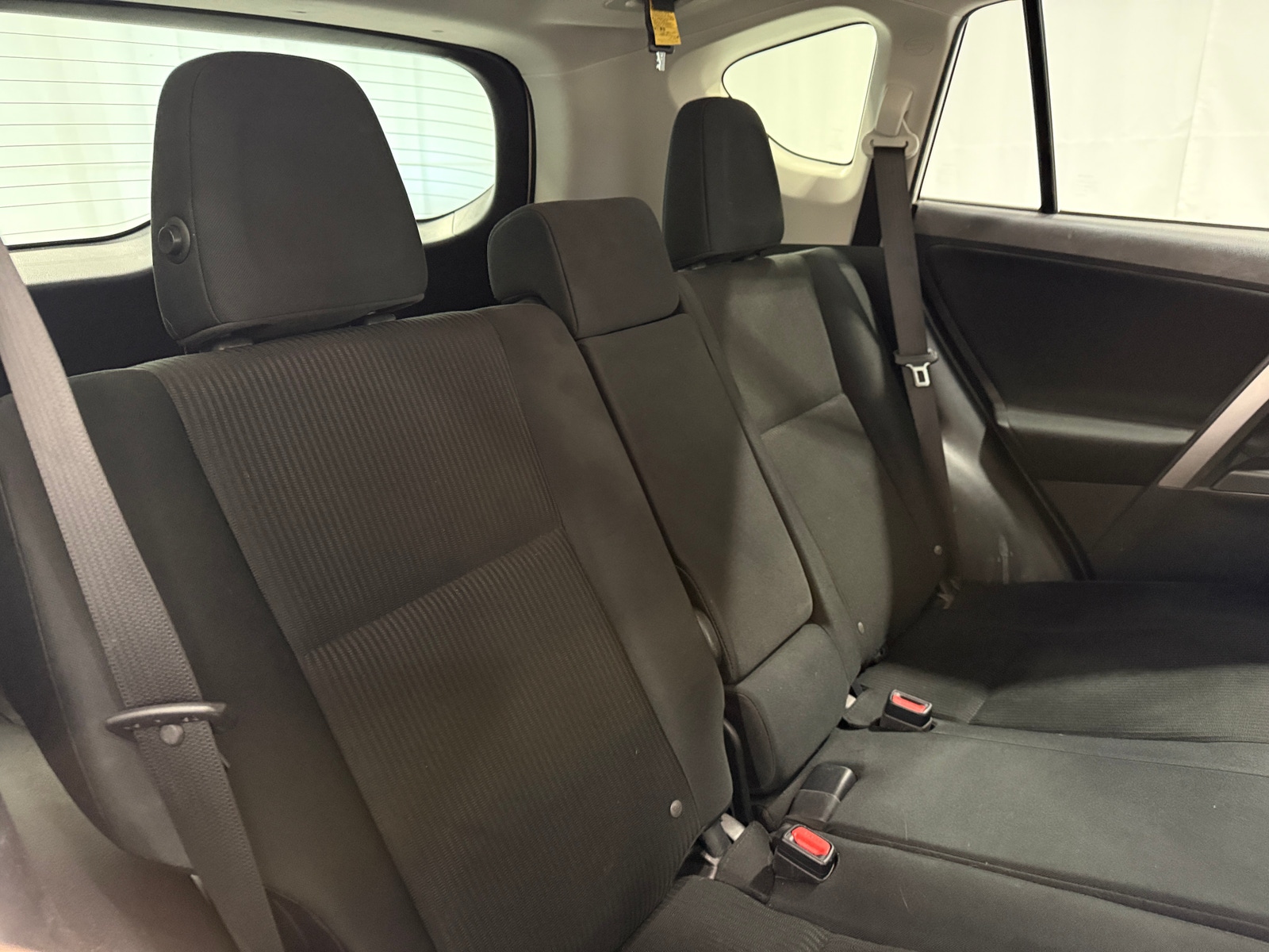 Thumbnail: 2018 Toyota RAV4 - 6