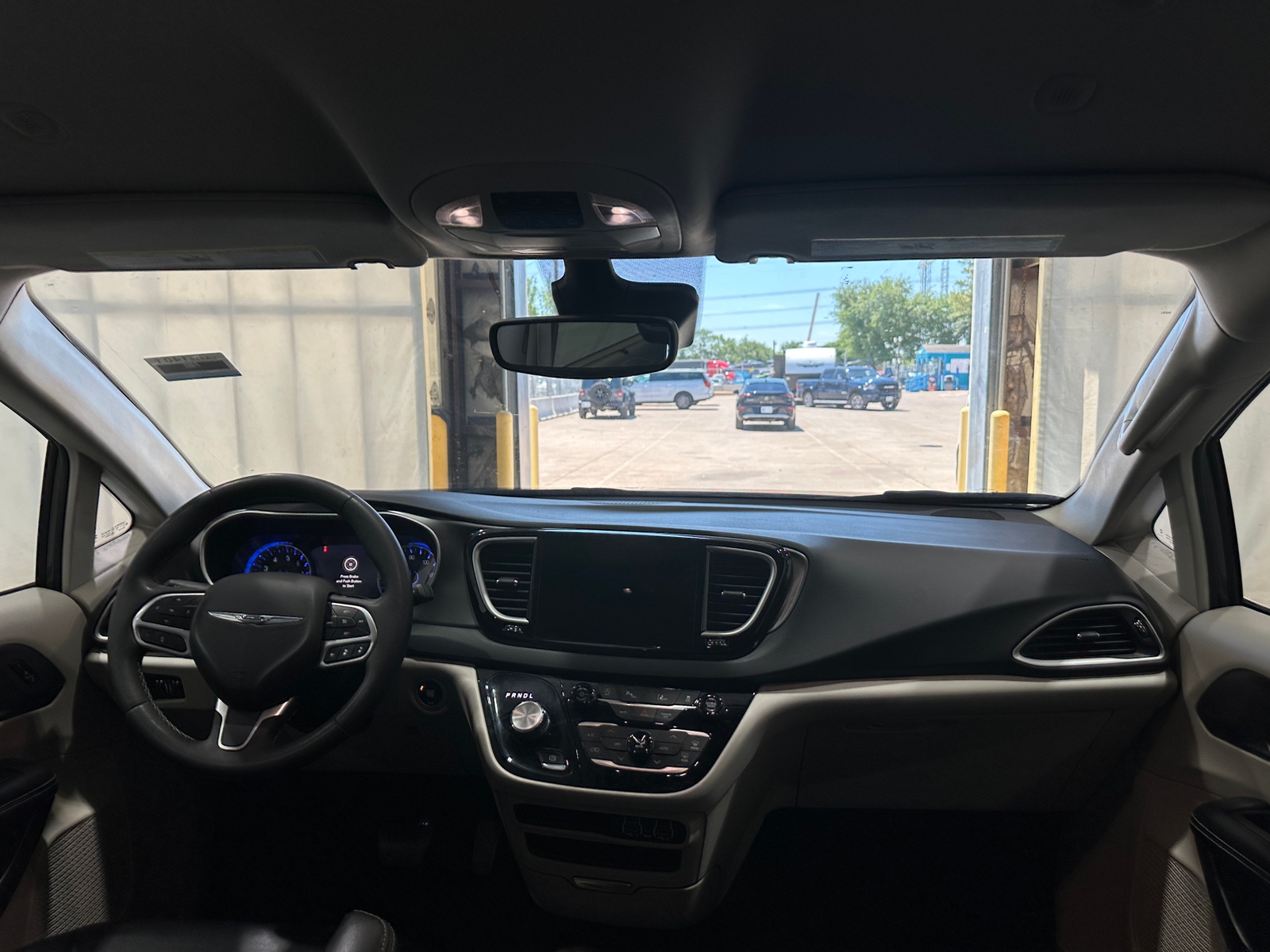 Thumbnail: 2023 Chrysler Pacifica - 2