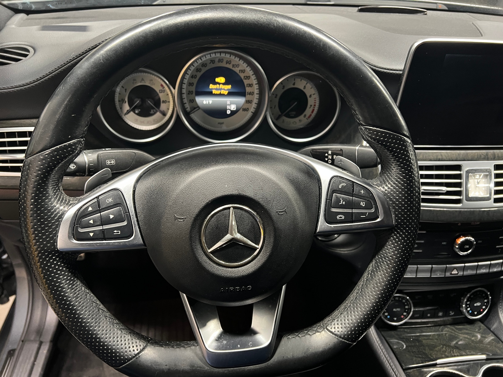 Thumbnail: 2017 Mercedes-Benz CLS - 4