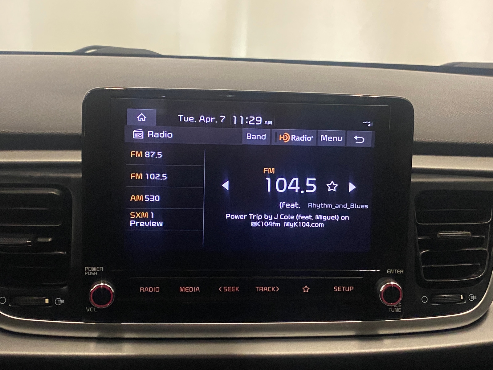 Thumbnail: 2023 Kia Rio - 4