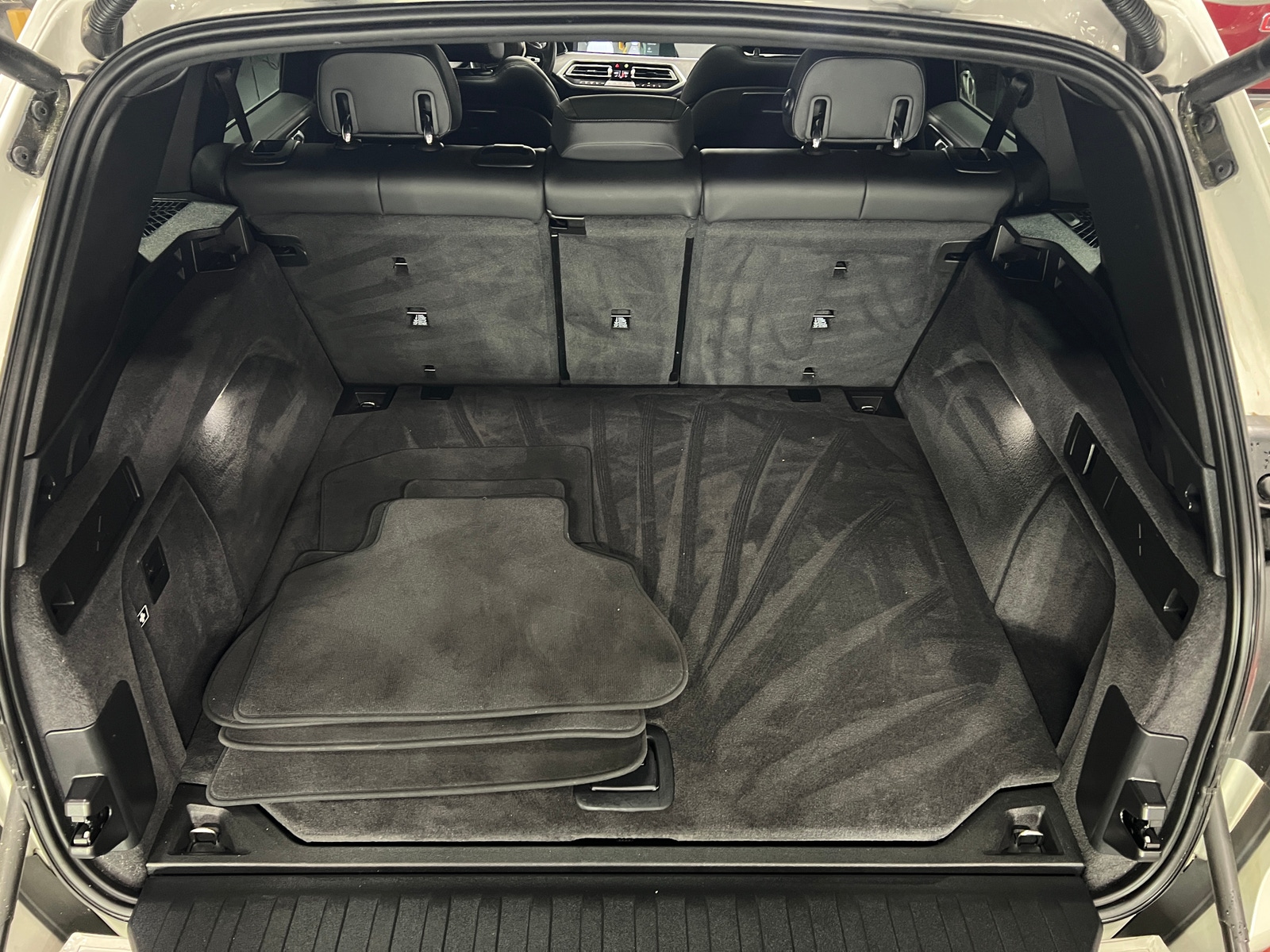 Thumbnail: 2023 BMW X5 - 6