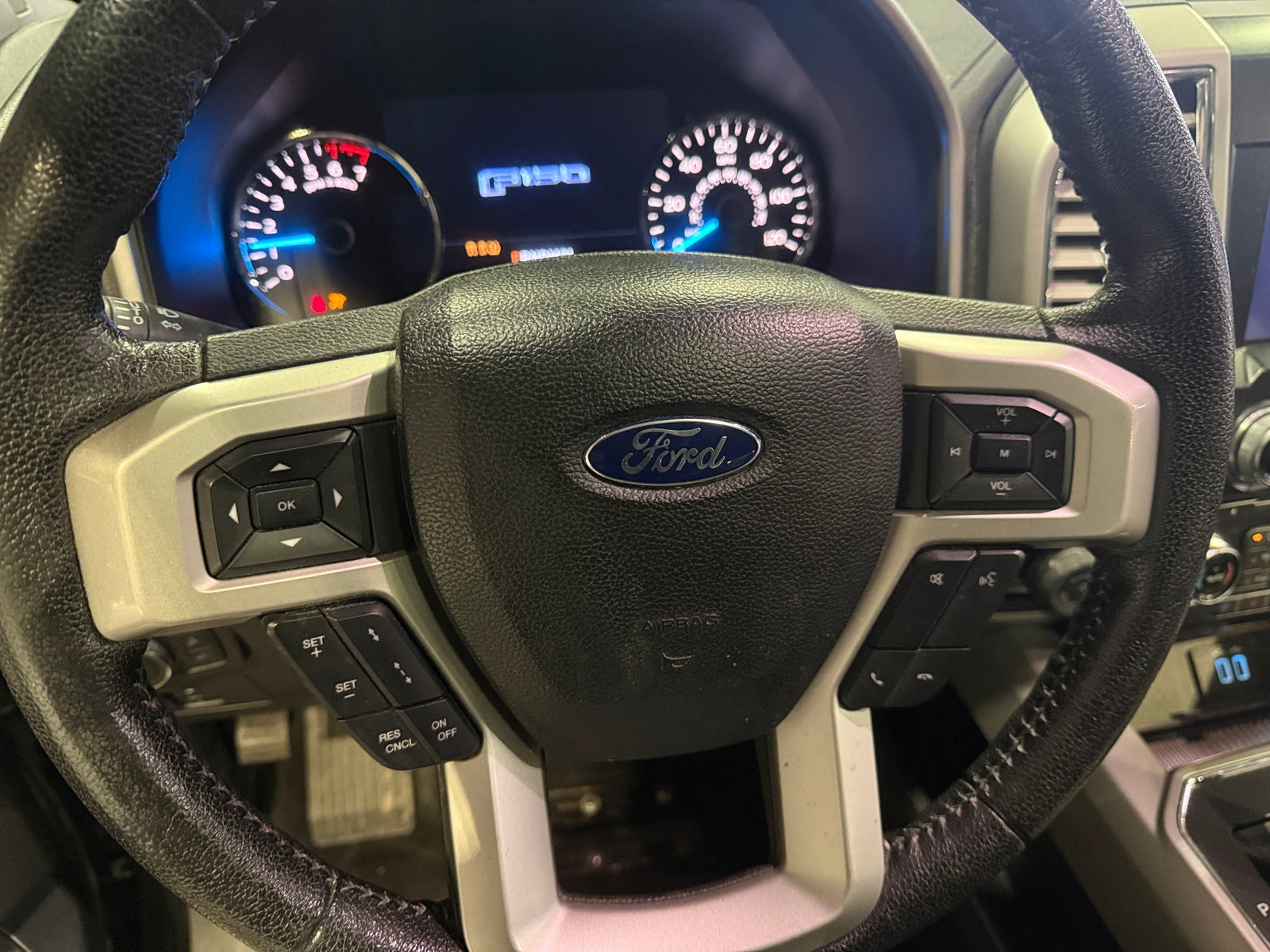 Thumbnail: 2016 Ford Econoline - 4