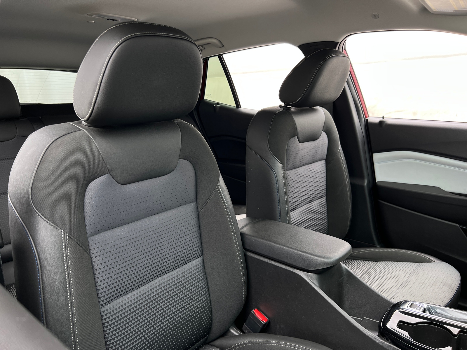 Thumbnail: 2025 Chevrolet Trax - 2