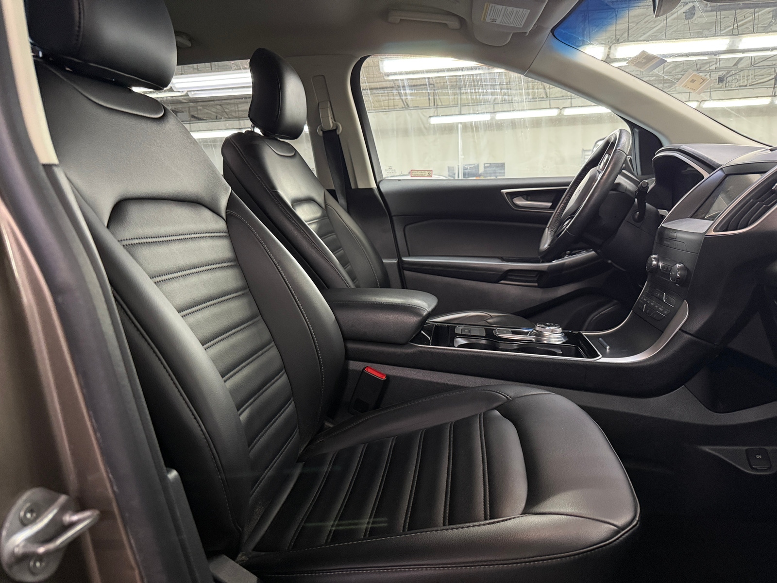 Thumbnail: 2019 Ford Edge - 2