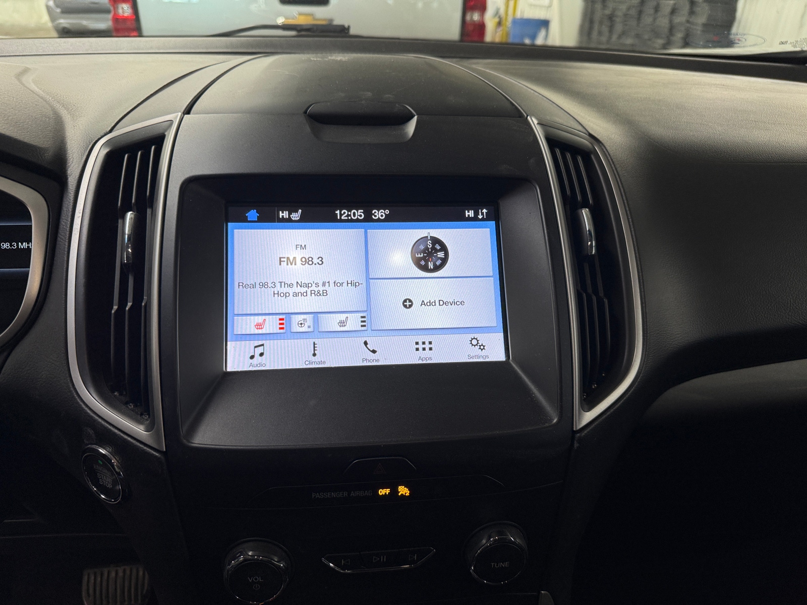 Thumbnail: 2019 Ford Edge - 4