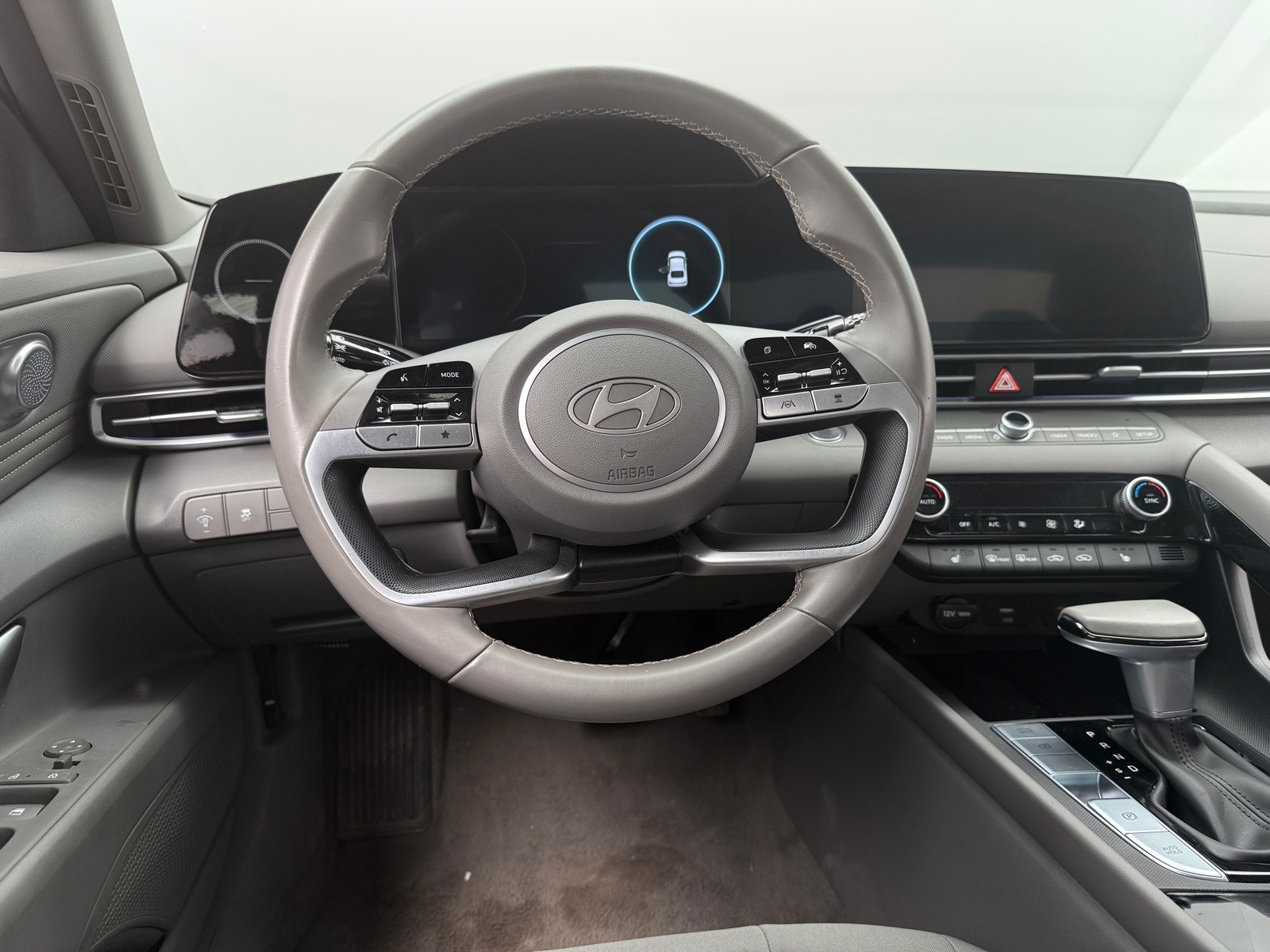 Thumbnail: 2025 Hyundai Elantra - 5