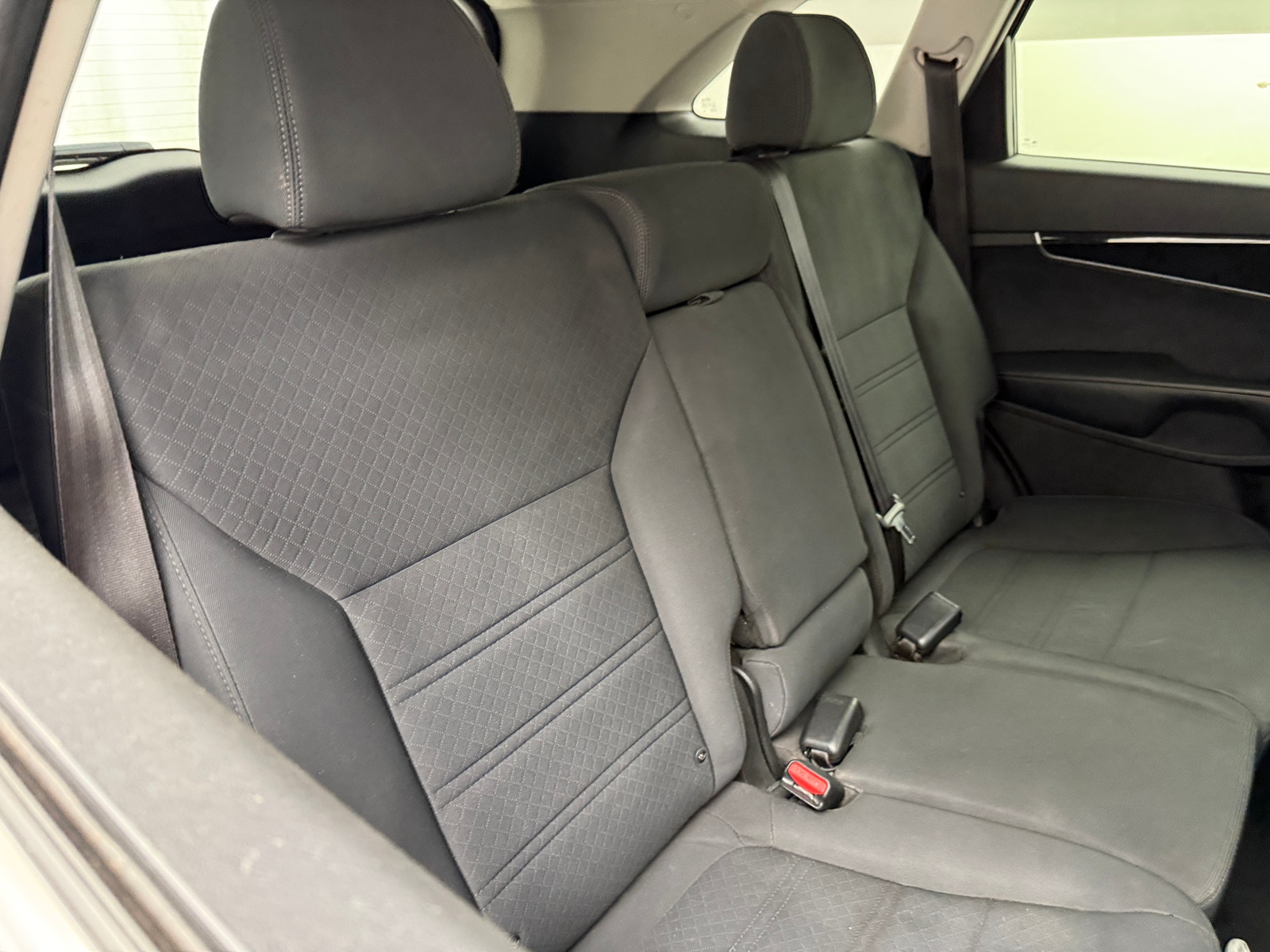 Thumbnail: 2016 Kia Sorento - 6