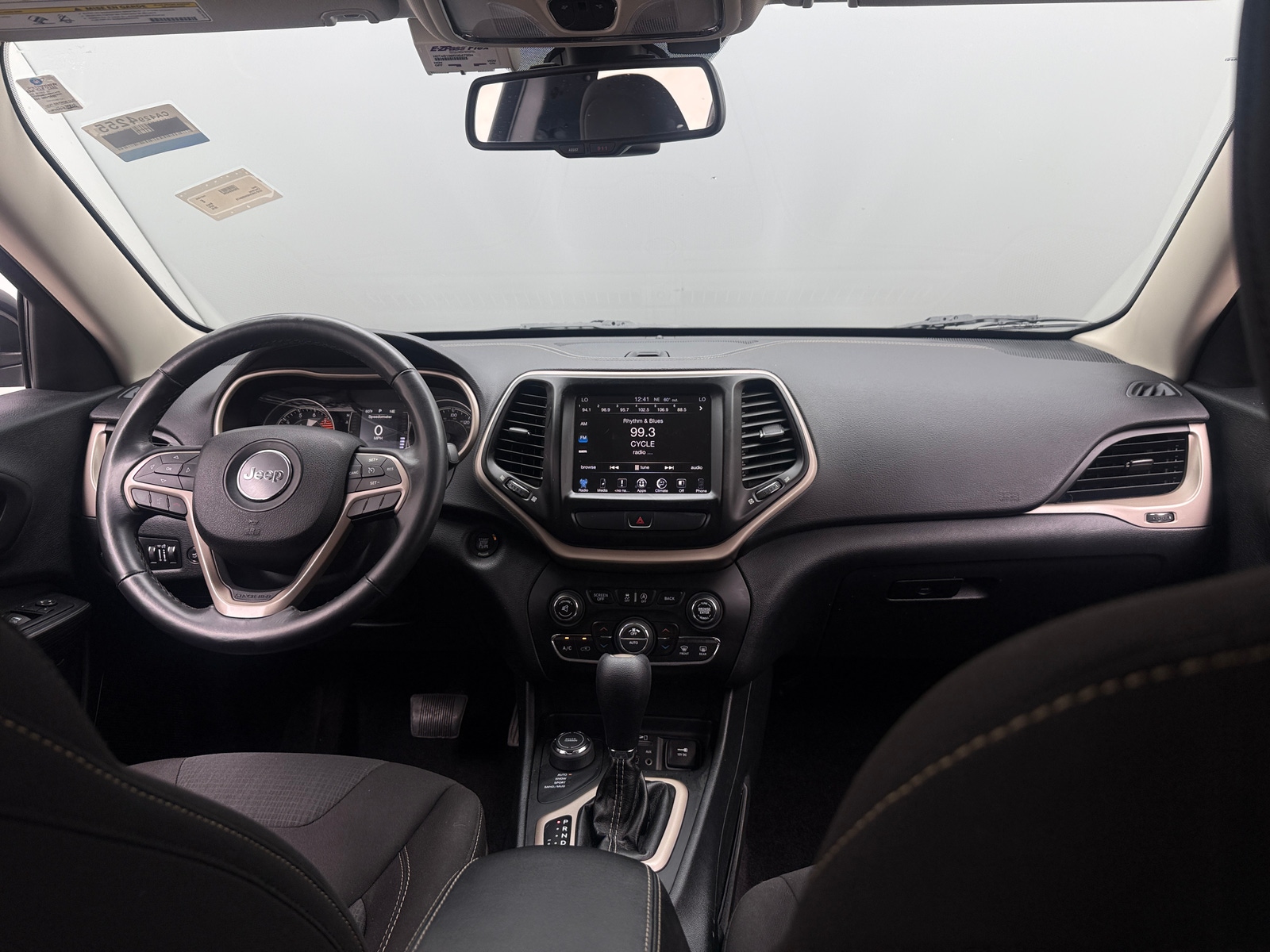 Thumbnail: 2016 Jeep Cherokee - 3