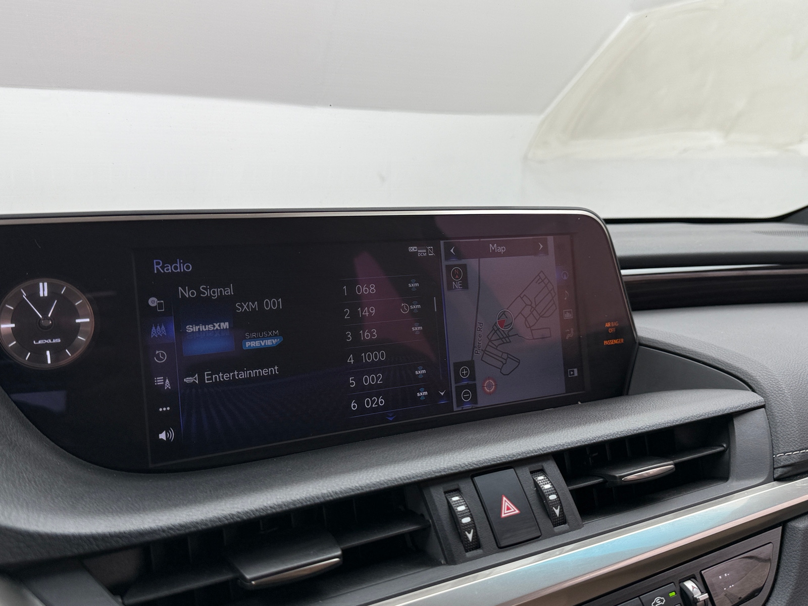 Thumbnail: 2021 Lexus ES - 3