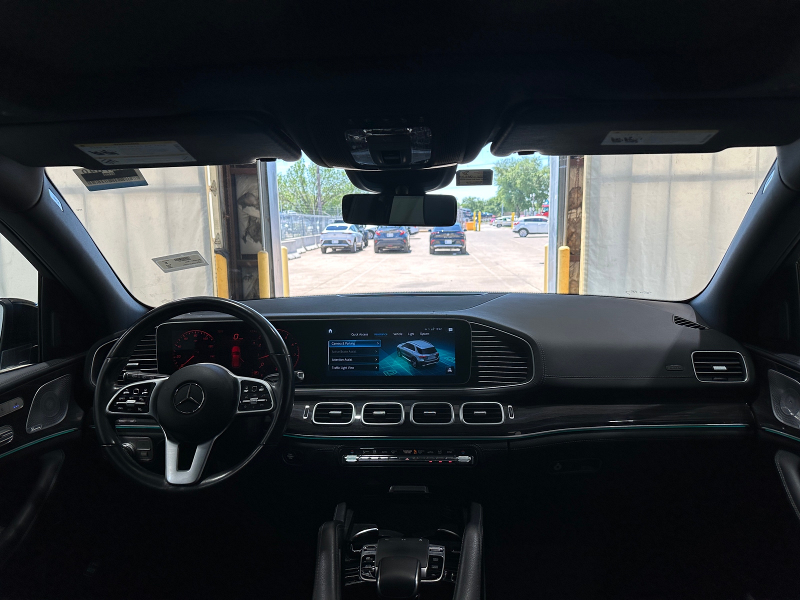 Thumbnail: 2020 Mercedes-Benz GLE - 2