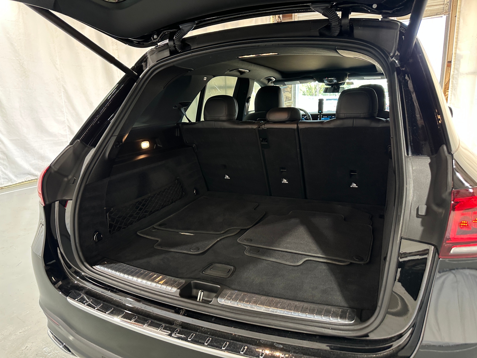 Thumbnail: 2020 Mercedes-Benz GLE - 6