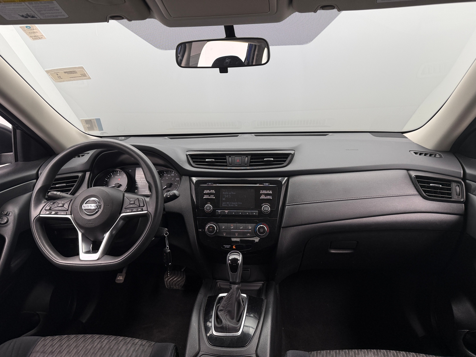 Thumbnail: 2017 Nissan Rogue - 3