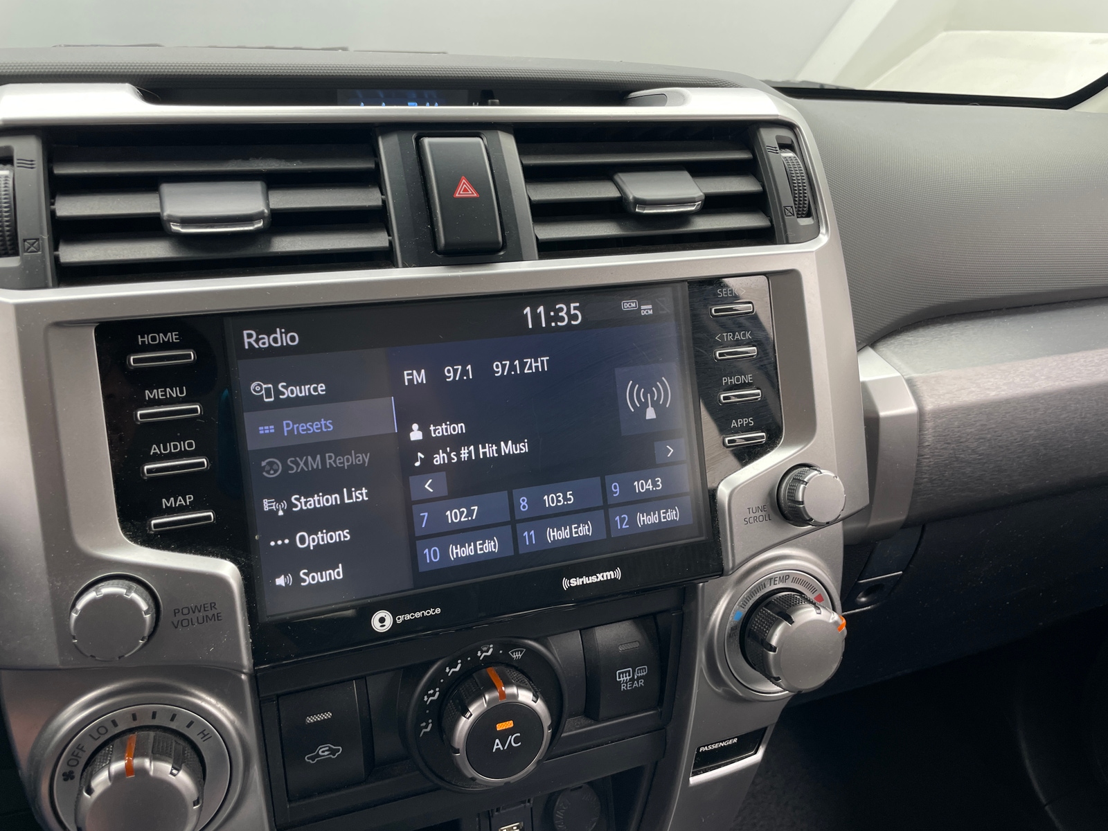 Thumbnail: 2022 Toyota 4Runner - 4