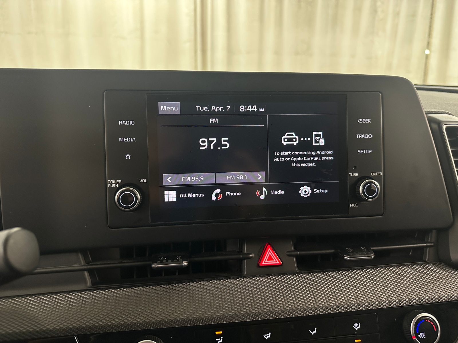 Thumbnail: 2025 Kia Sportage - 4