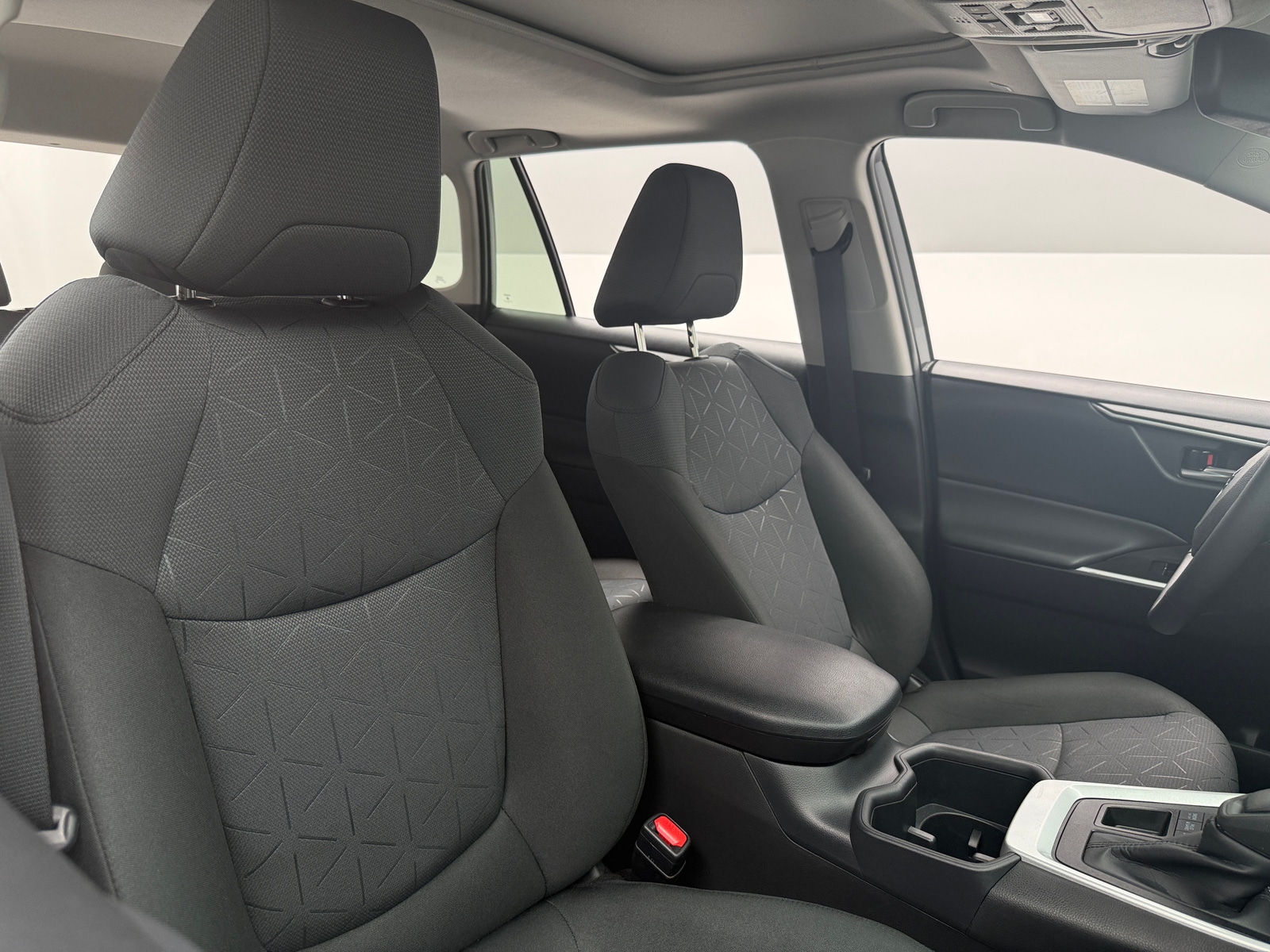 Thumbnail: 2025 Toyota RAV4 - 2