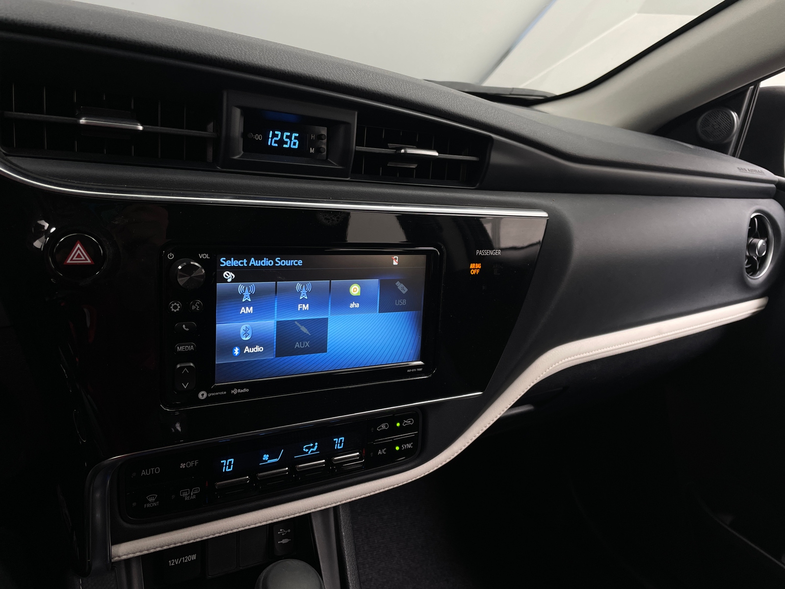 Thumbnail: 2018 Toyota Corolla iM - 4