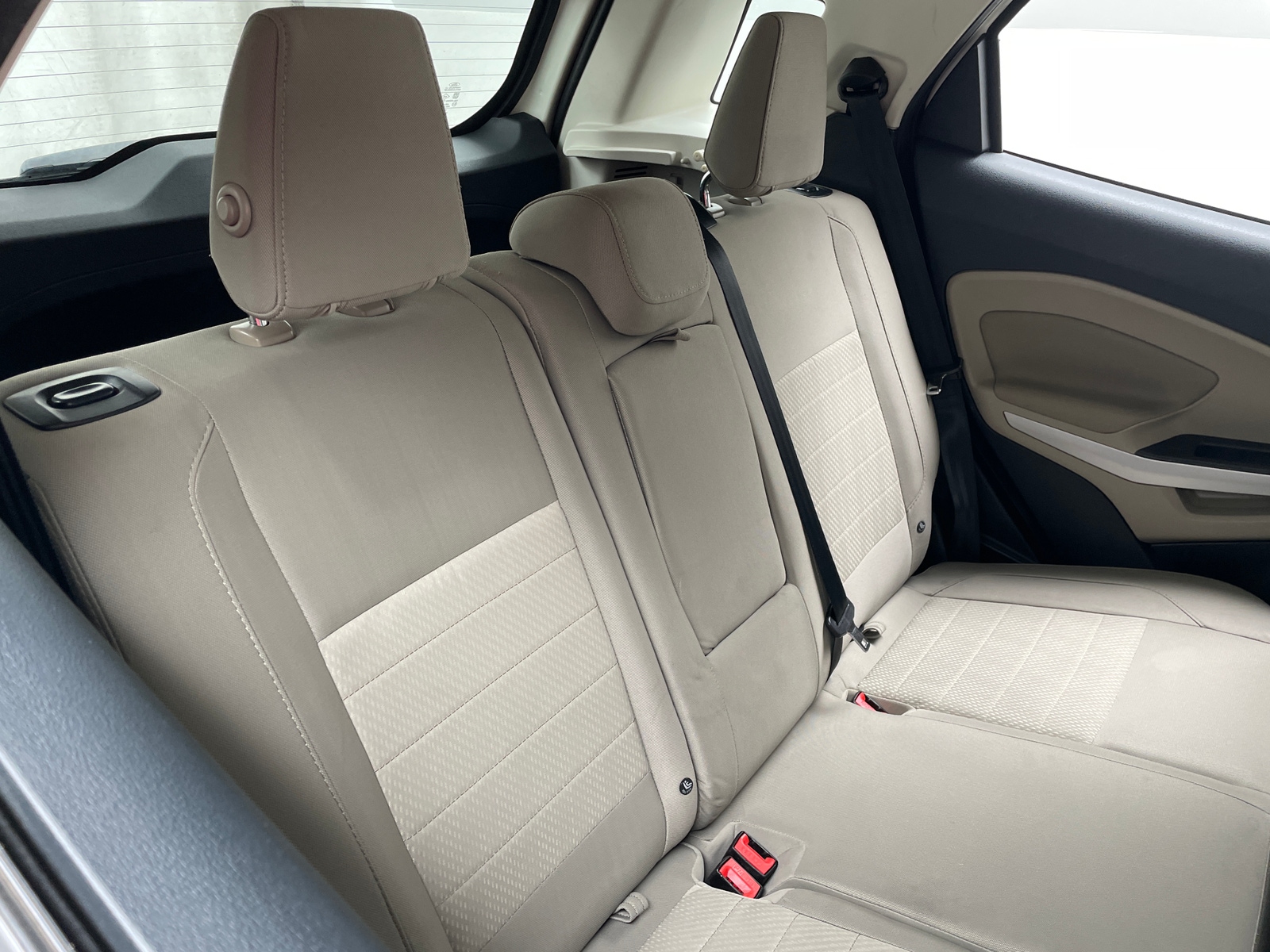 Thumbnail: 2022 Ford EcoSport - 6