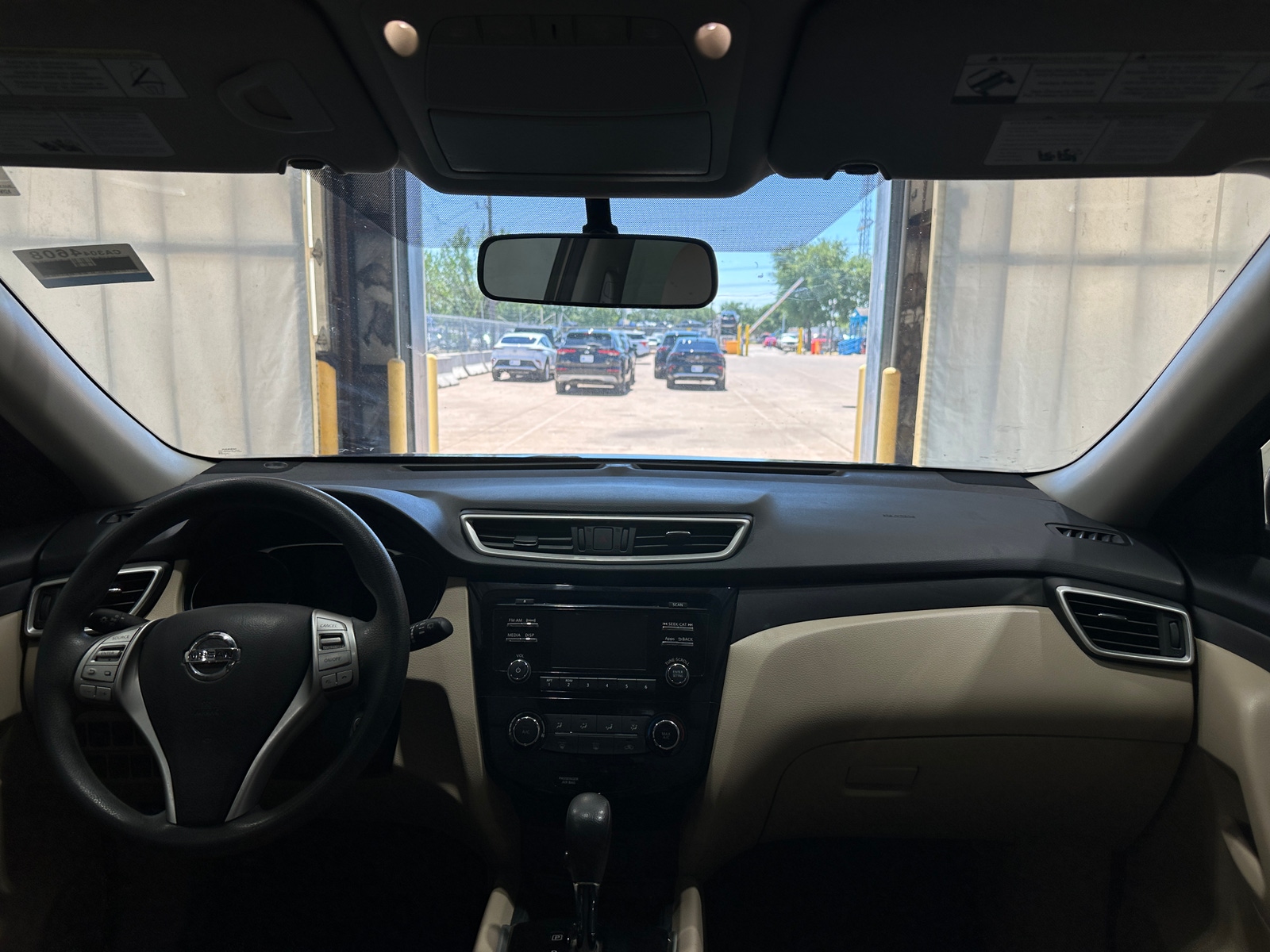 Thumbnail: 2016 Nissan Rogue - 3