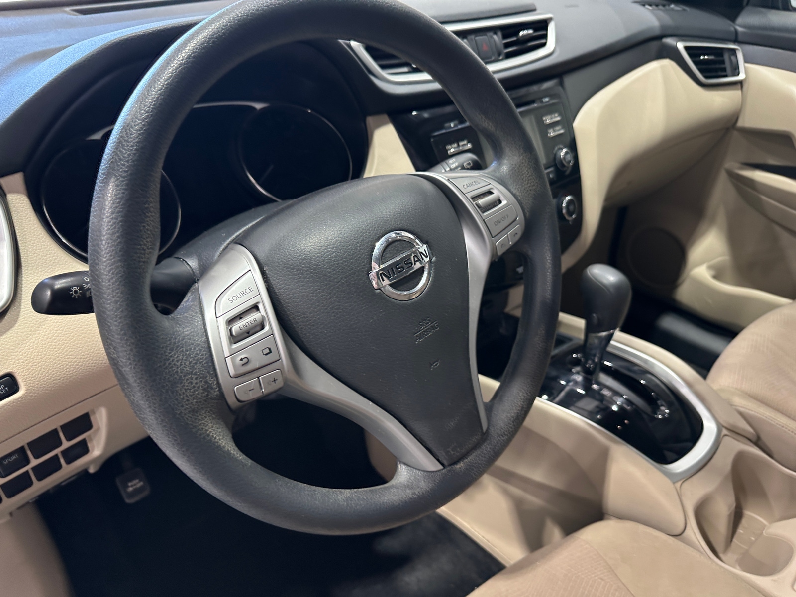 Thumbnail: 2016 Nissan Rogue - 5