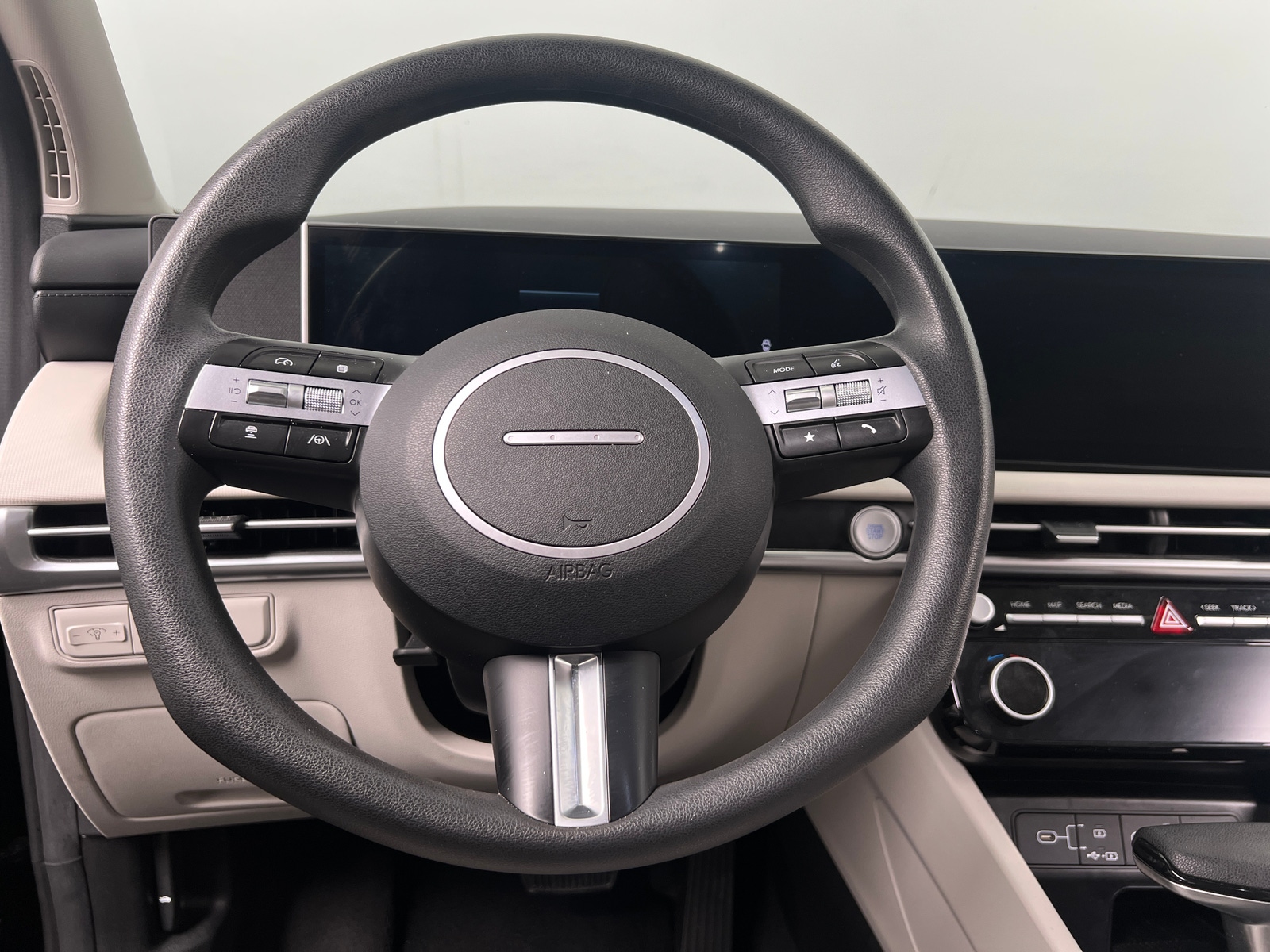 Thumbnail: 2025 Hyundai Tucson - 5