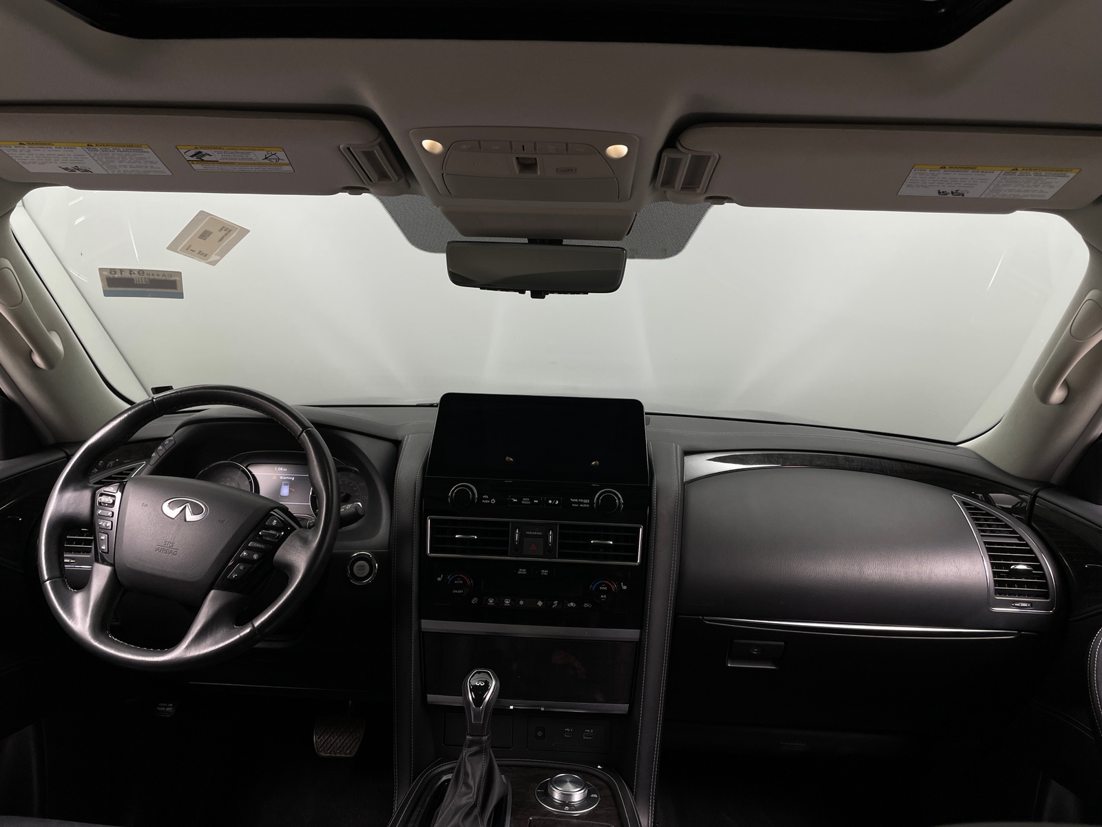 Thumbnail: 2023 INFINITI QX80 - 2