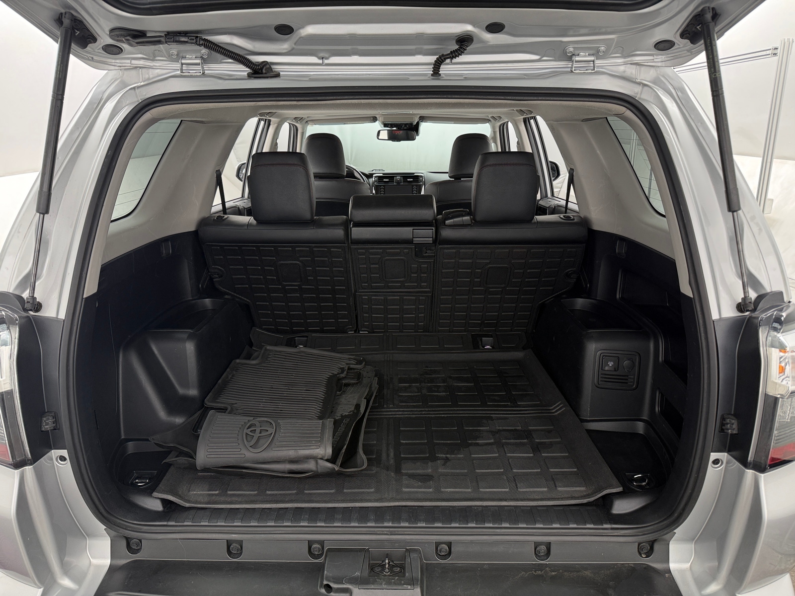 Thumbnail: 2023 Toyota 4Runner - 6