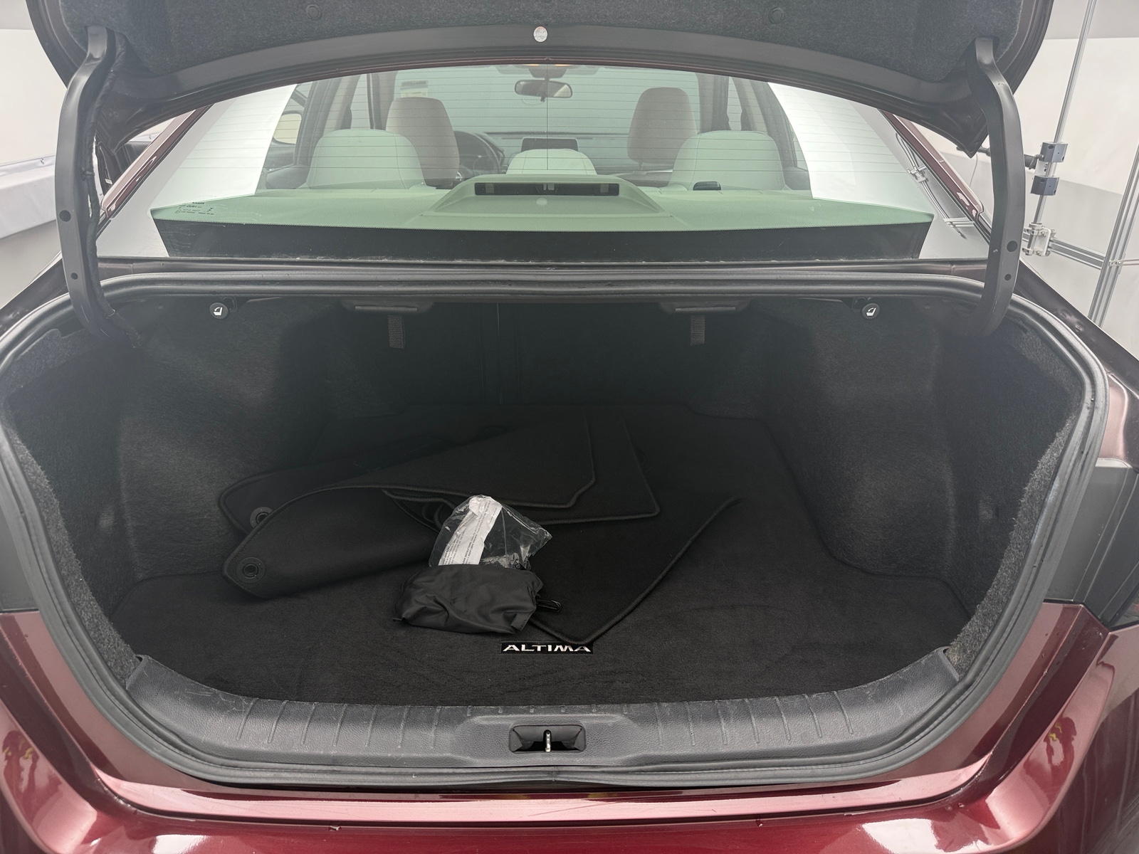 Thumbnail: 2025 Nissan Altima - 7