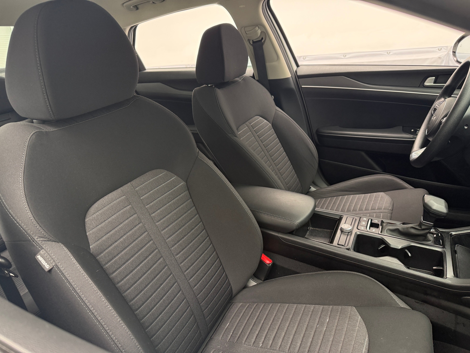 Thumbnail: 2025 Kia K5 - 2