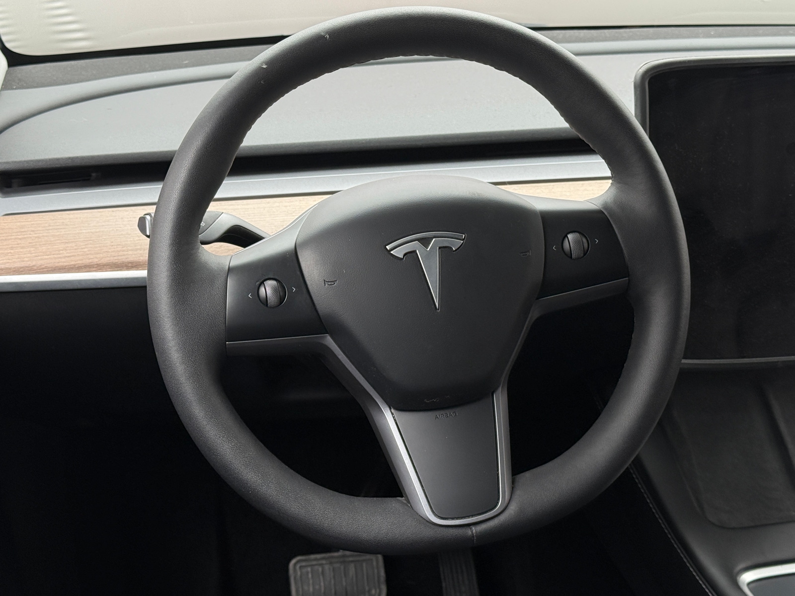 Thumbnail: 2023 Tesla Model Y - 4