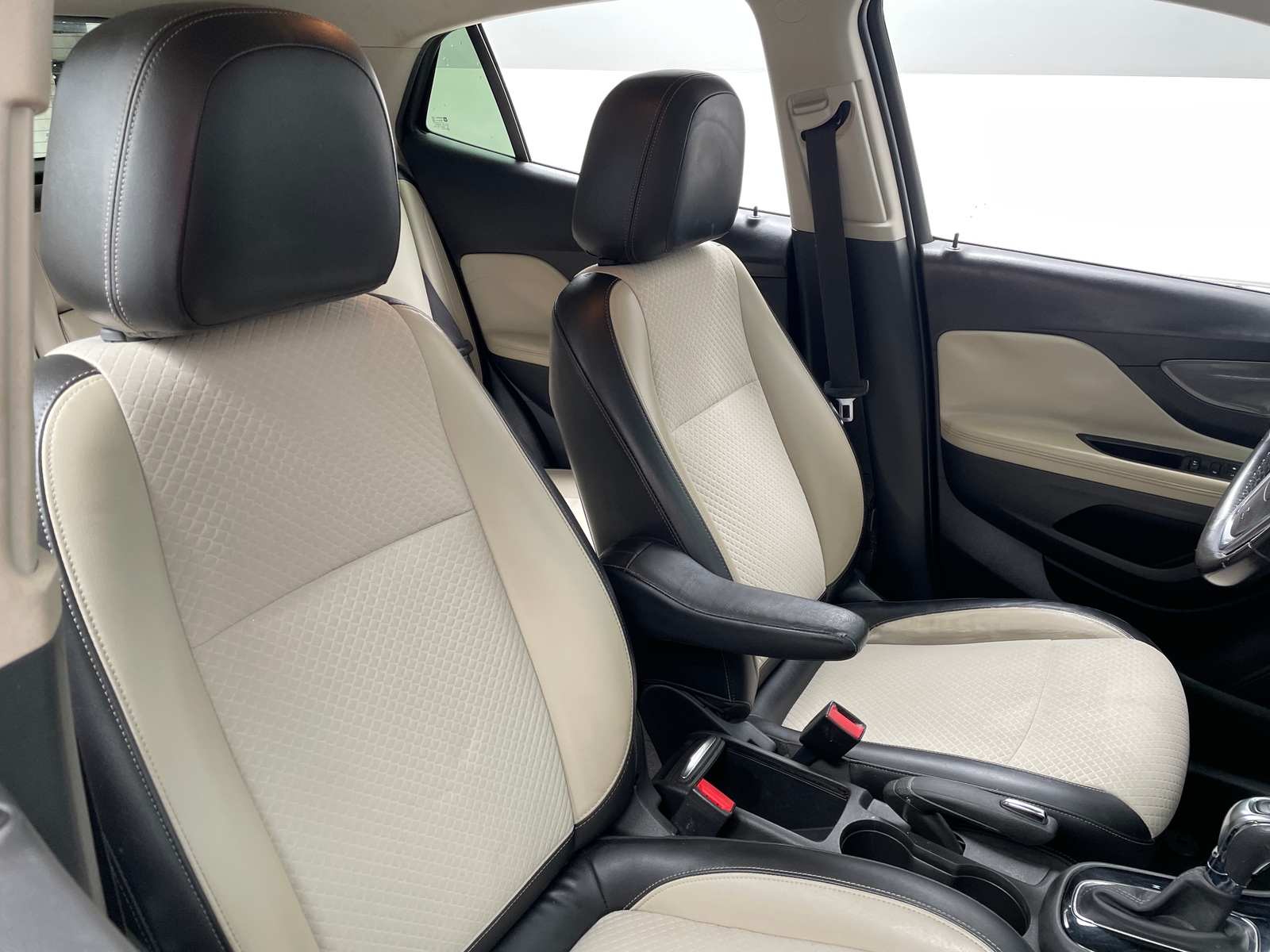 Thumbnail: 2018 Buick Encore - 2