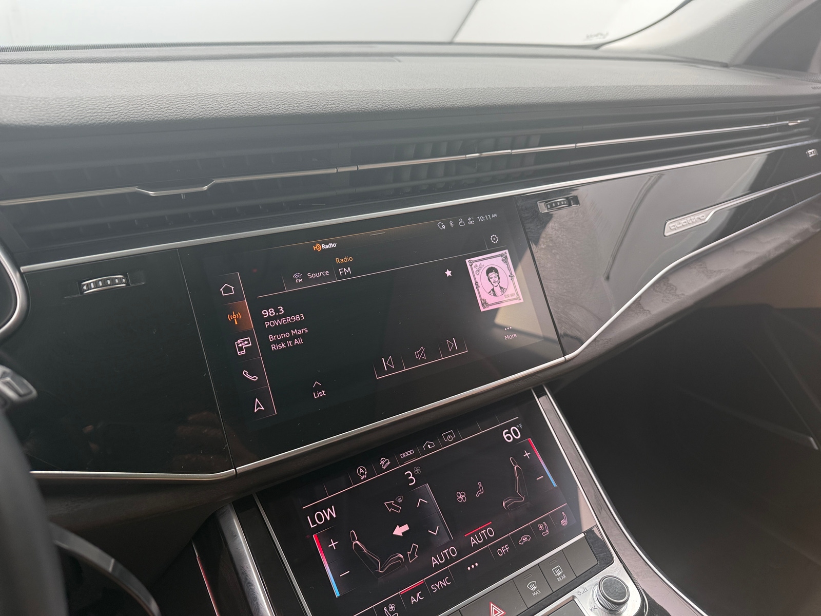 Thumbnail: 2022 Audi Q8 - 3