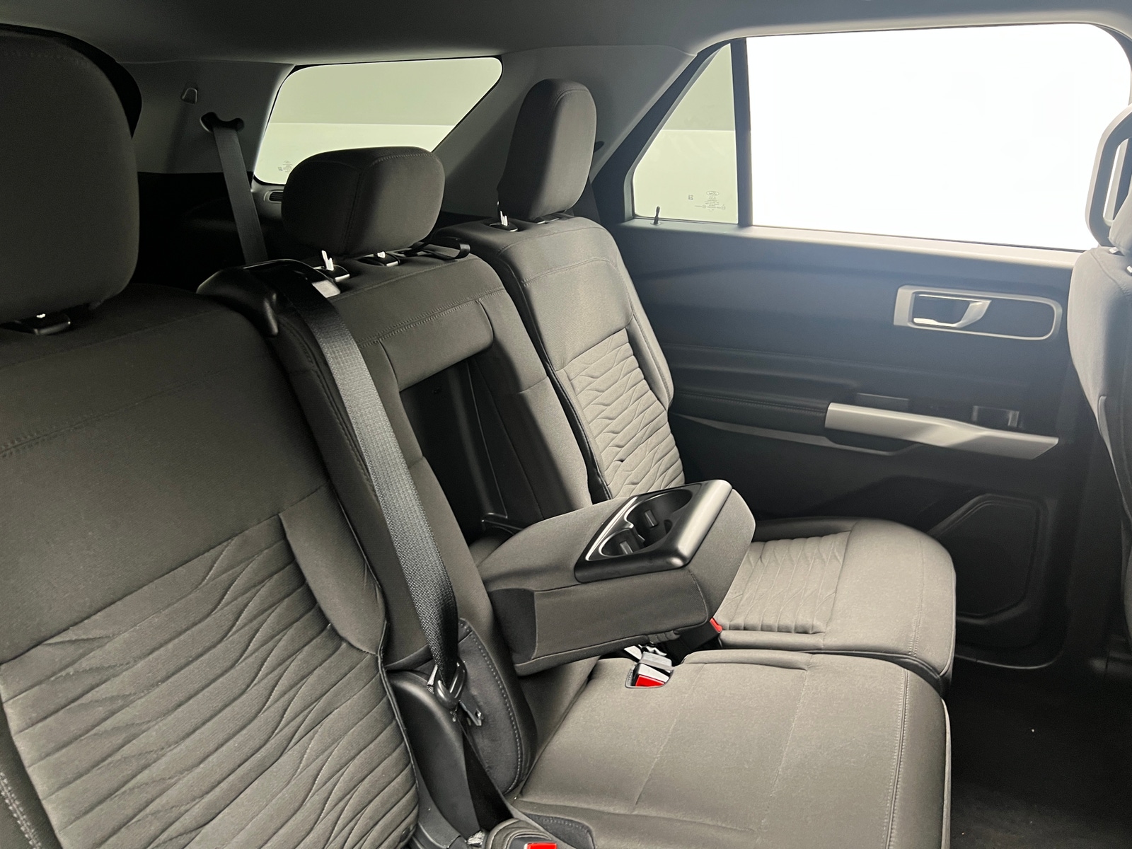 Thumbnail: 2021 Ford Explorer - 6