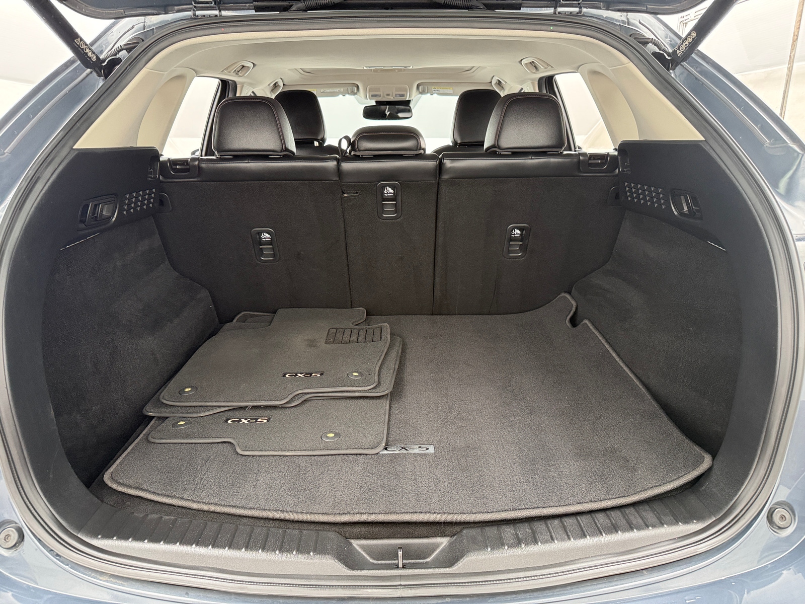 Thumbnail: 2022 Mazda CX-5 - 6