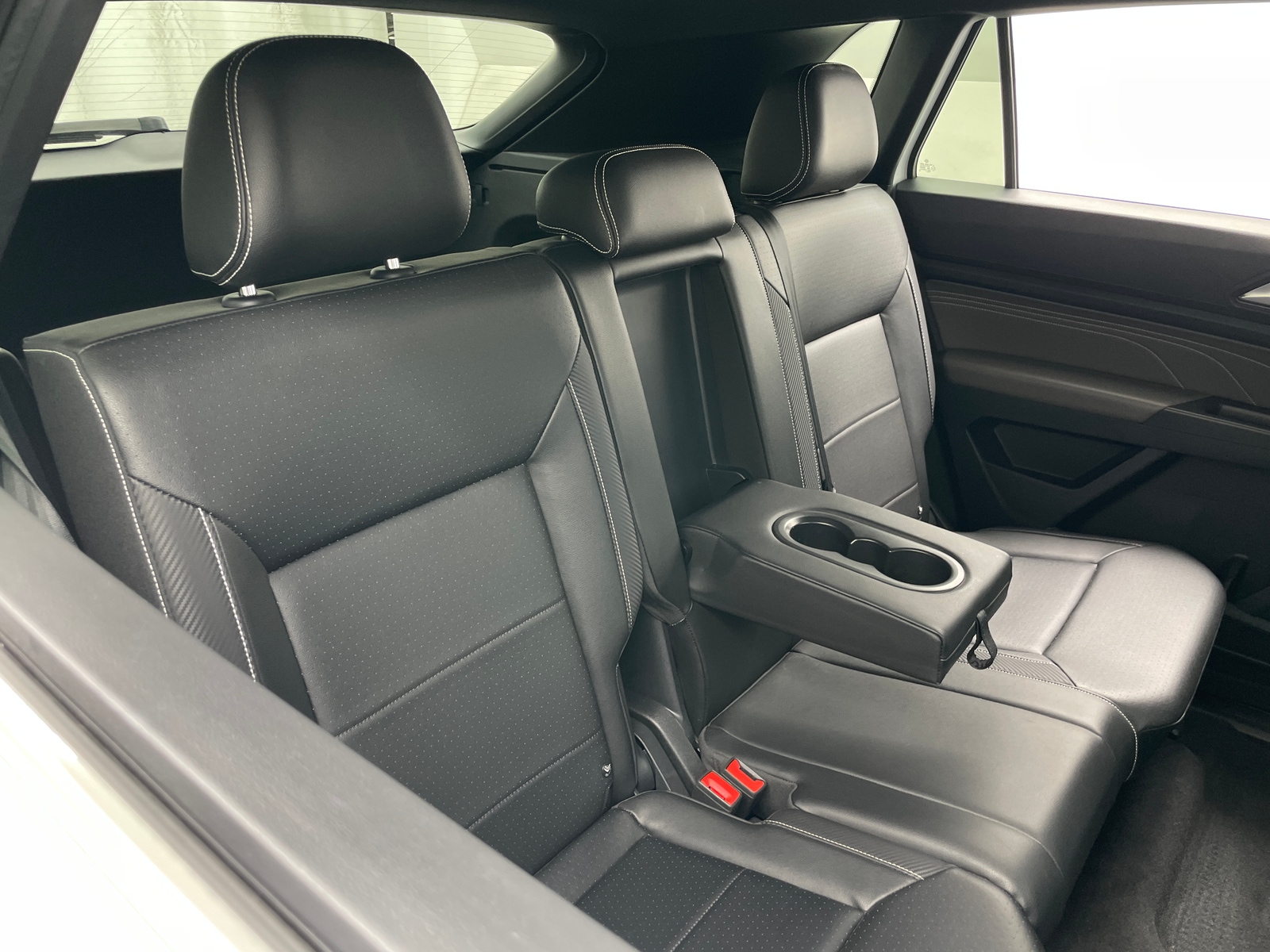 Thumbnail: 2022 Volkswagen Atlas - 5