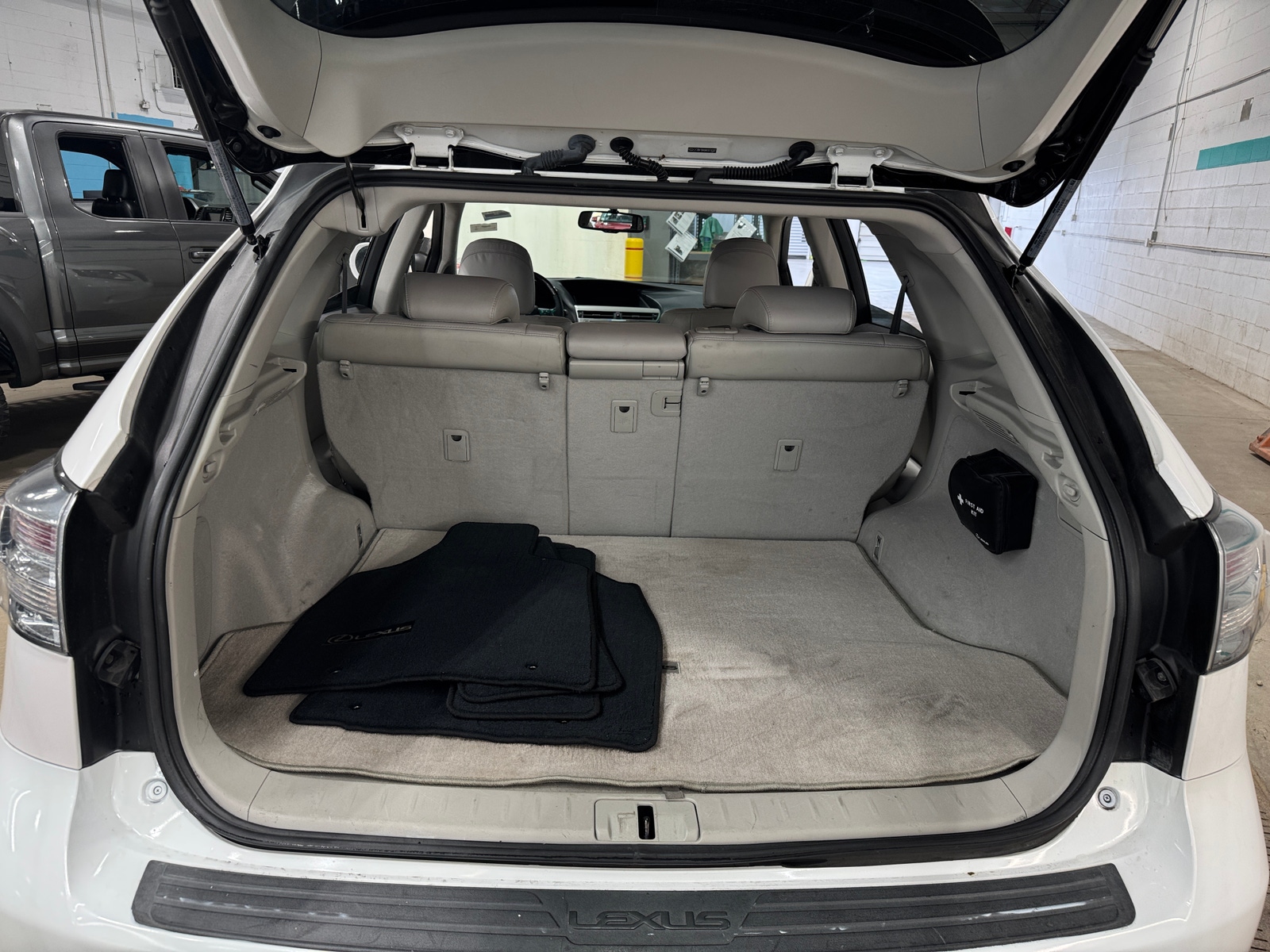 Thumbnail: 2010 Lexus RX - 7