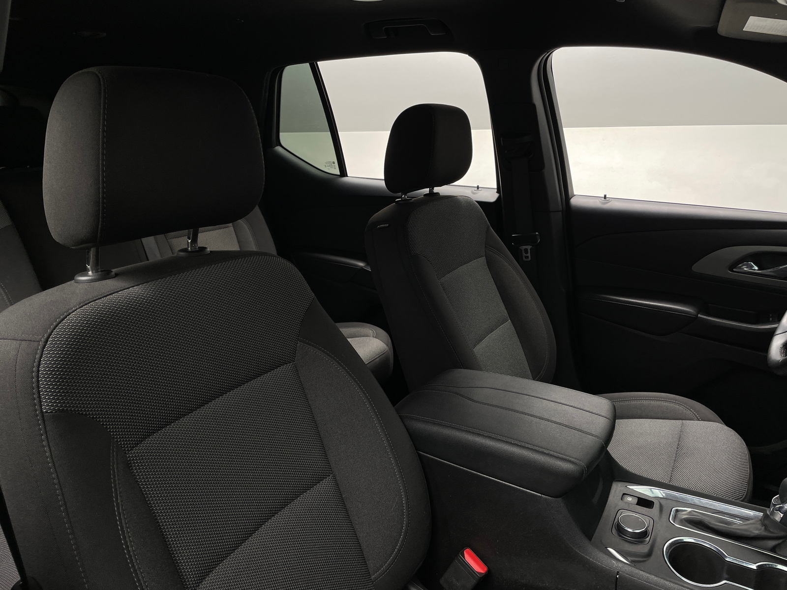 Thumbnail: 2023 Chevrolet Traverse - 2