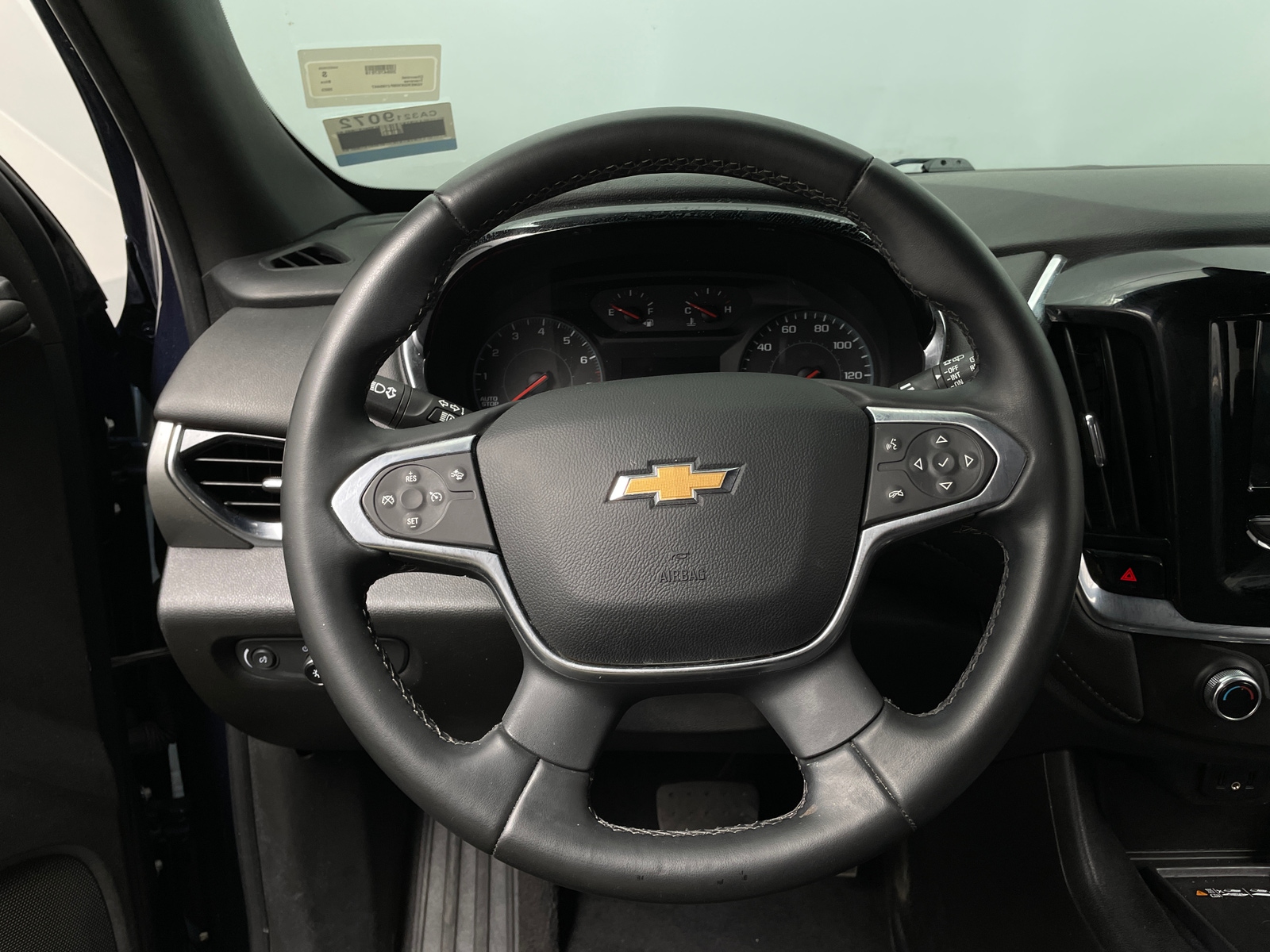 Thumbnail: 2023 Chevrolet Traverse - 5