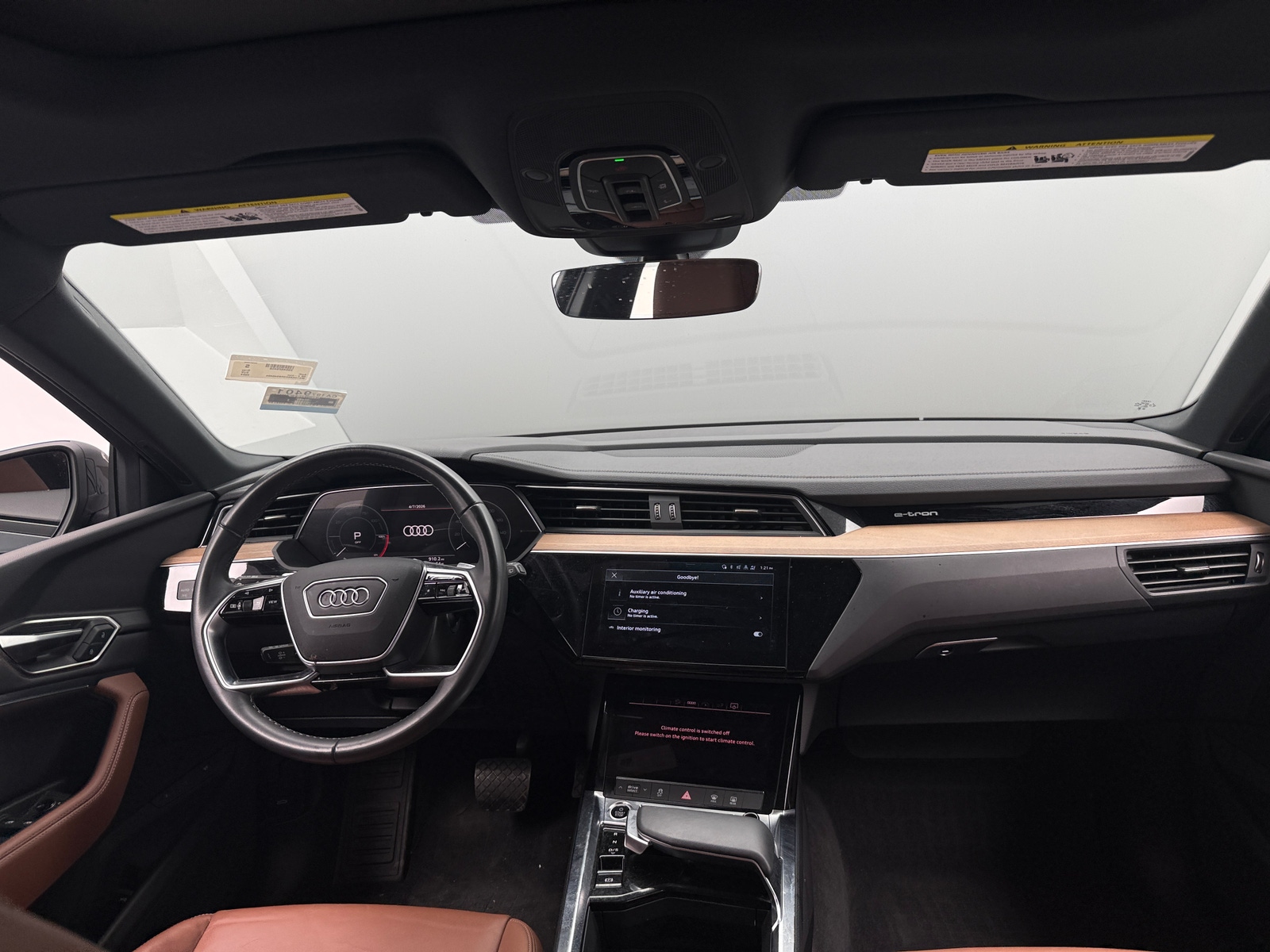 Thumbnail: 2024 Audi Q8 e-tron - 2