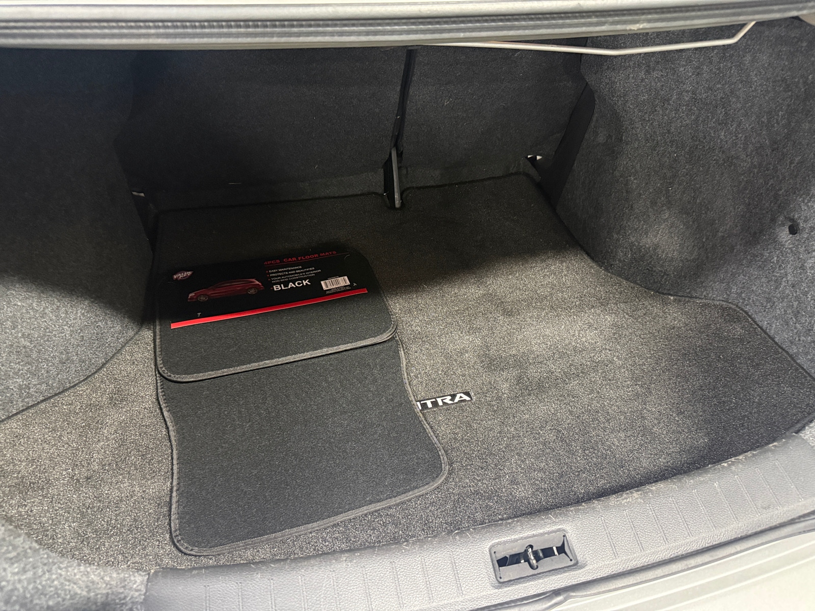 Thumbnail: 2019 Nissan Sentra - 6