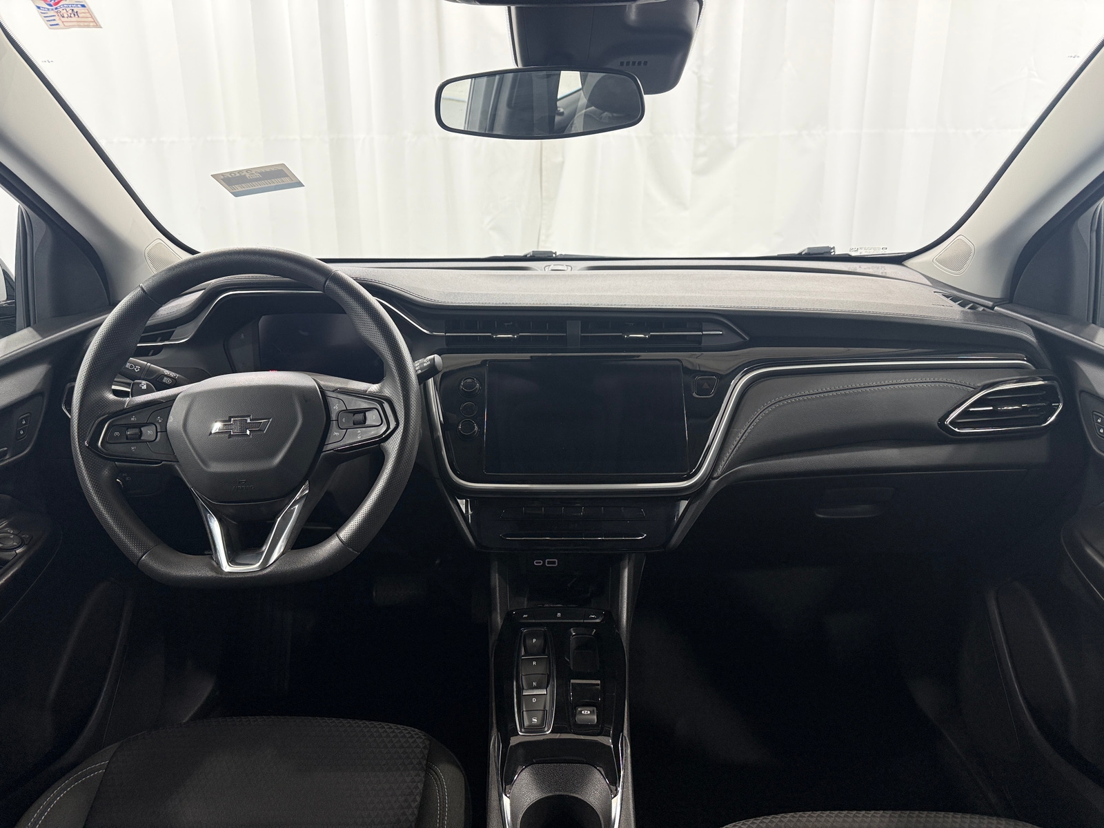 Thumbnail: 2023 Chevrolet Bolt EUV - 3