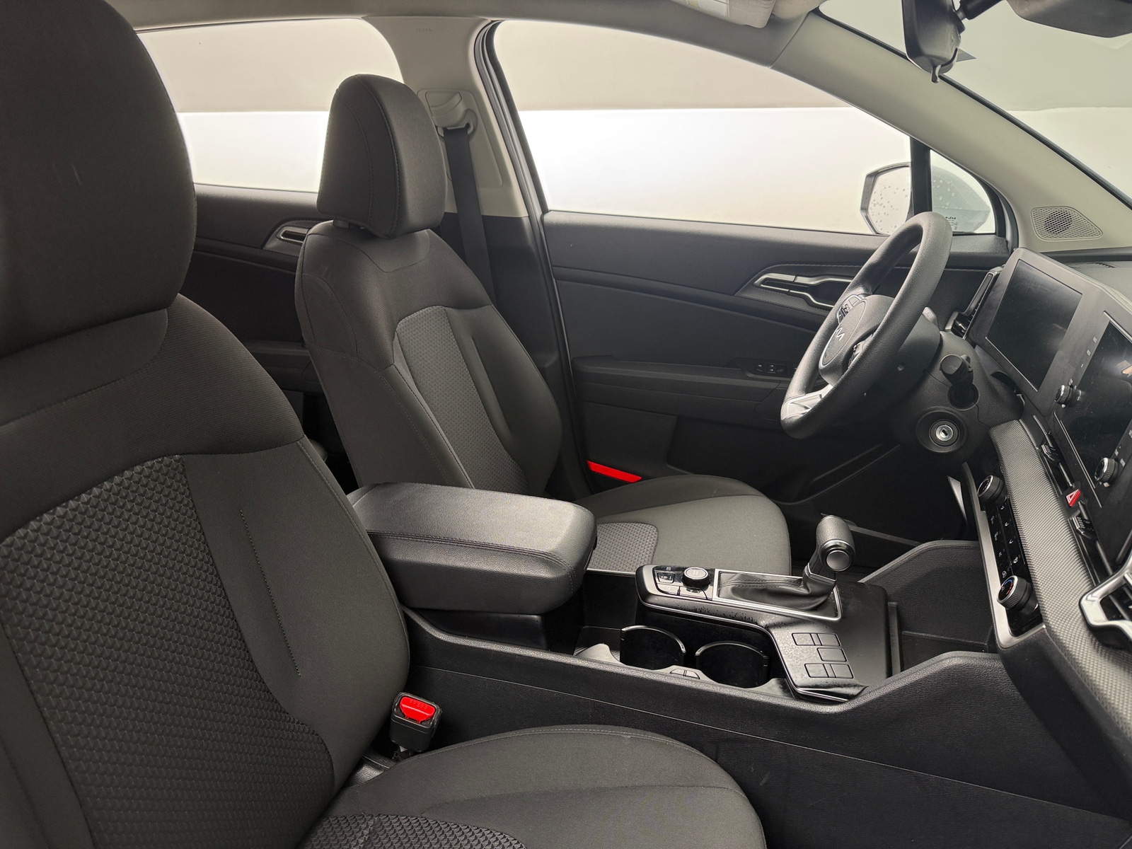 Thumbnail: 2025 Kia Sportage - 2