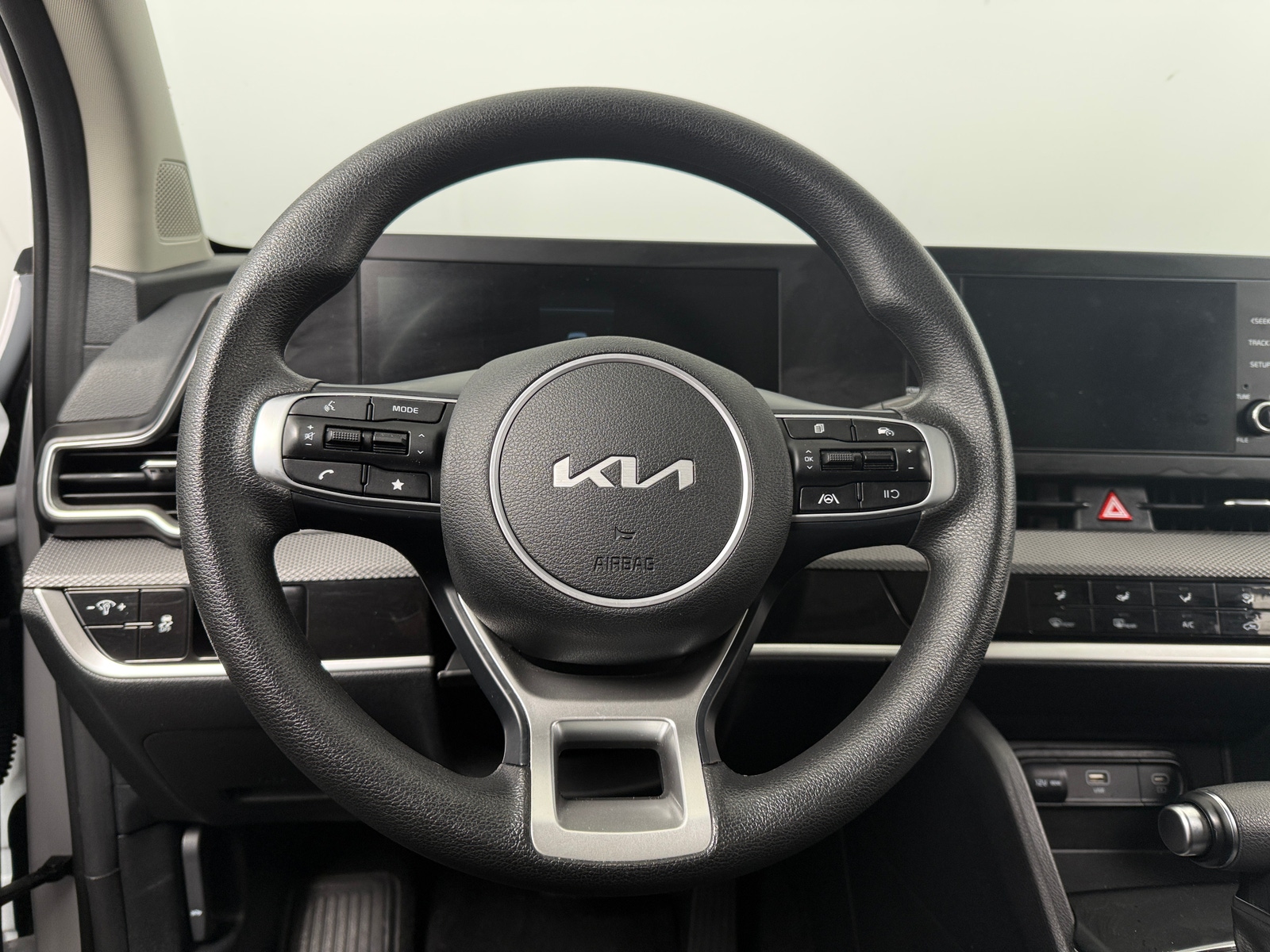 Thumbnail: 2025 Kia Sportage - 5