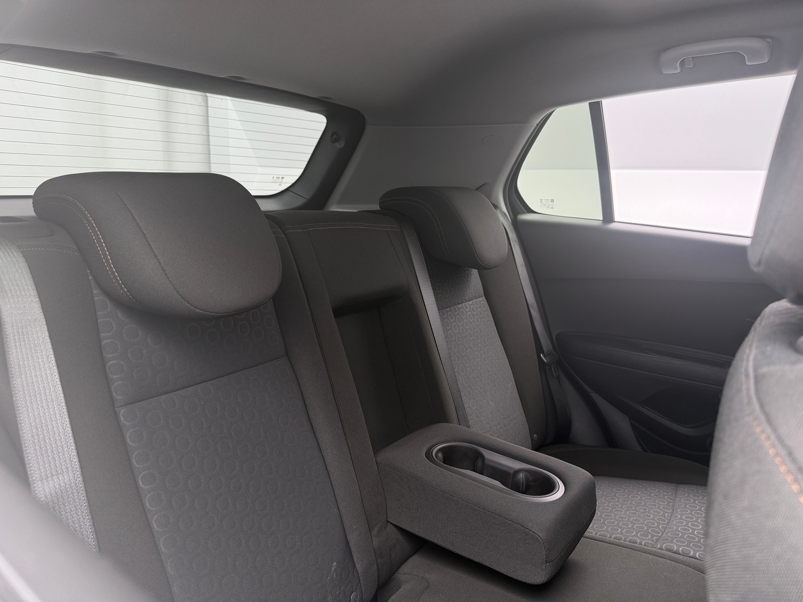 Thumbnail: 2022 Chevrolet Trax - 6