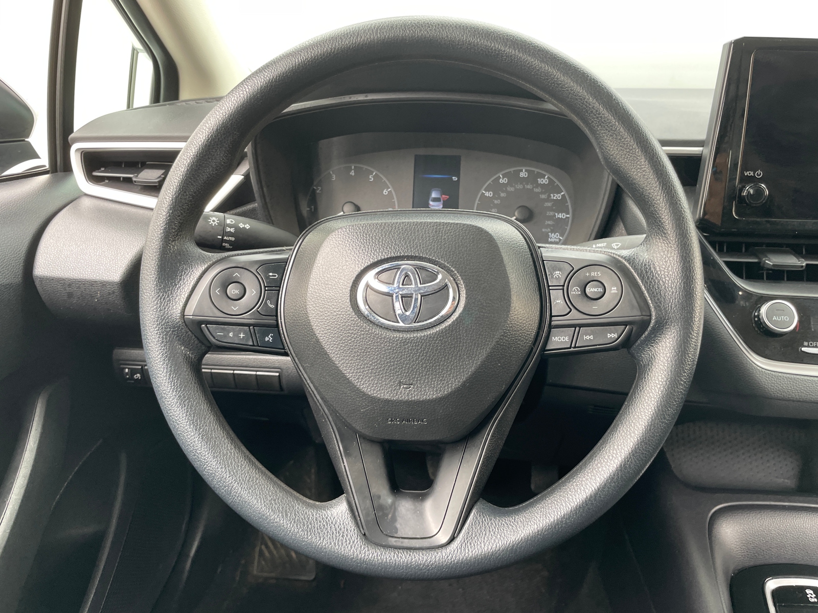 Thumbnail: 2025 Toyota Corolla - 5