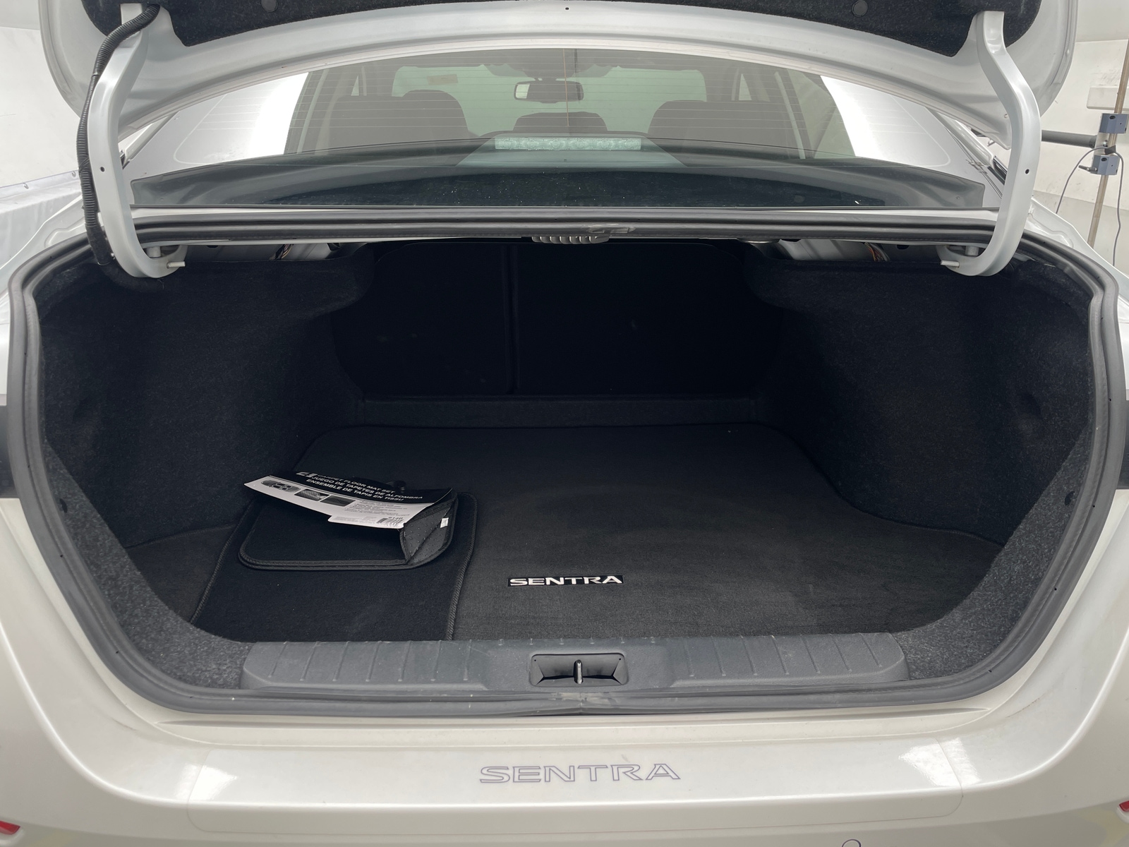 Thumbnail: 2020 Nissan Sentra - 7