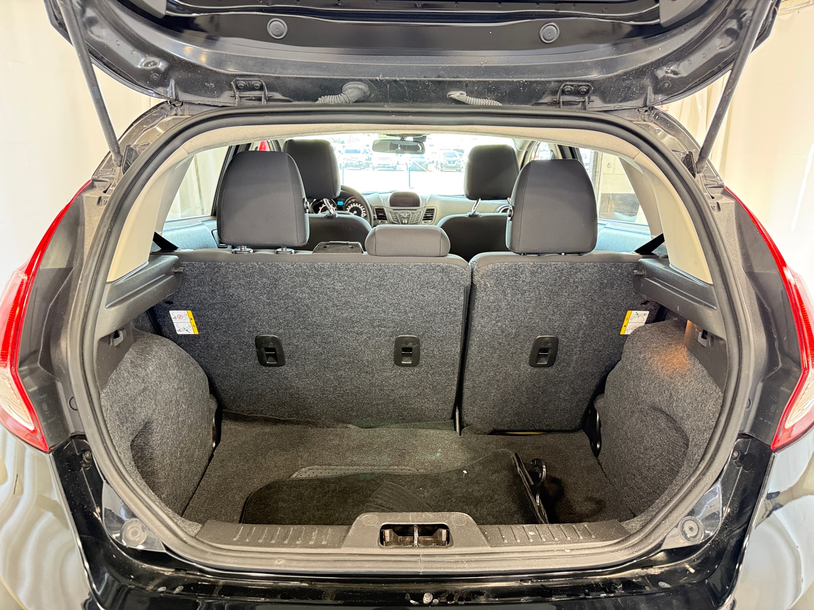 Thumbnail: 2018 Ford Fiesta - 7