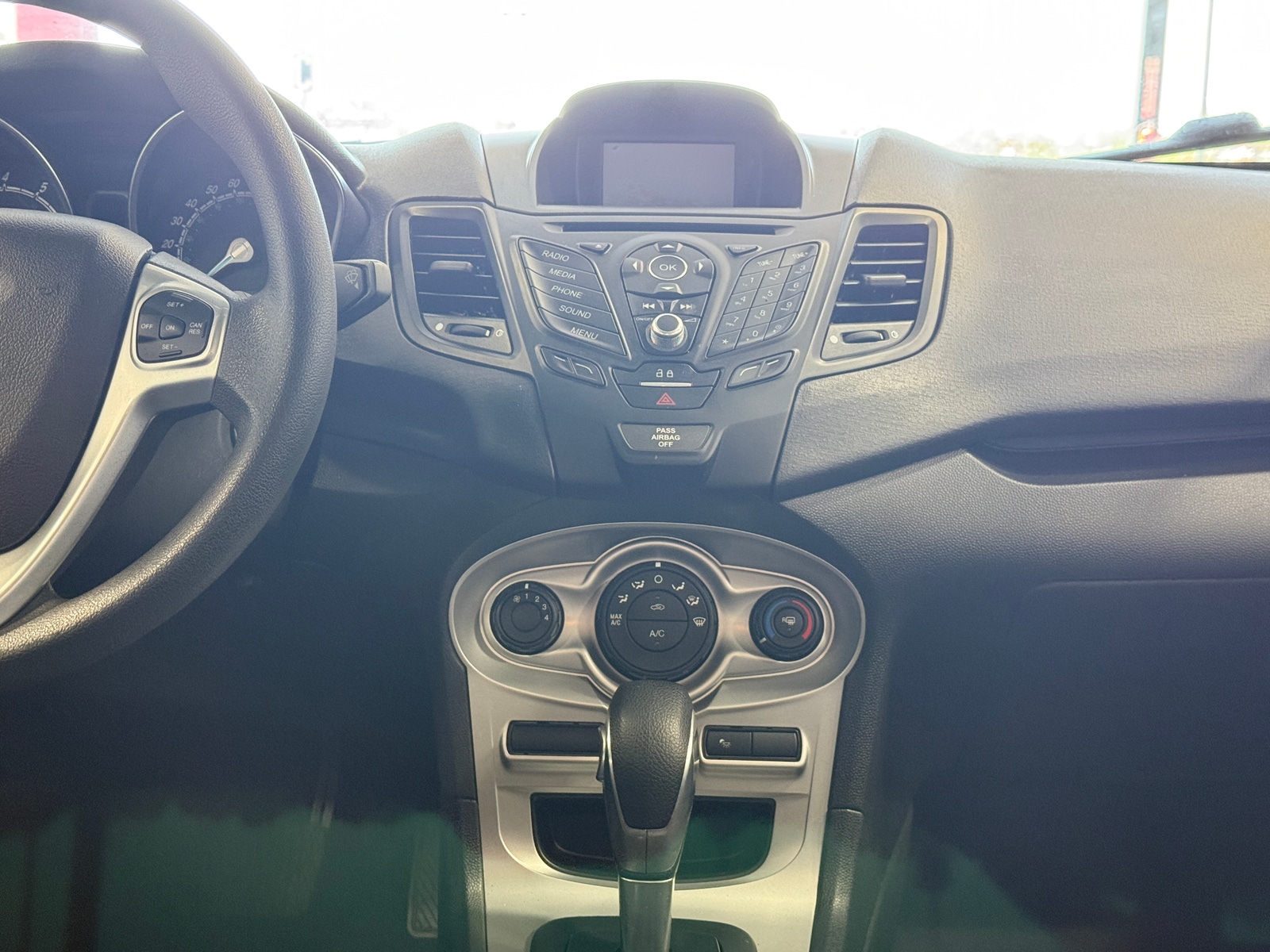 Thumbnail: 2018 Ford Fiesta - 4