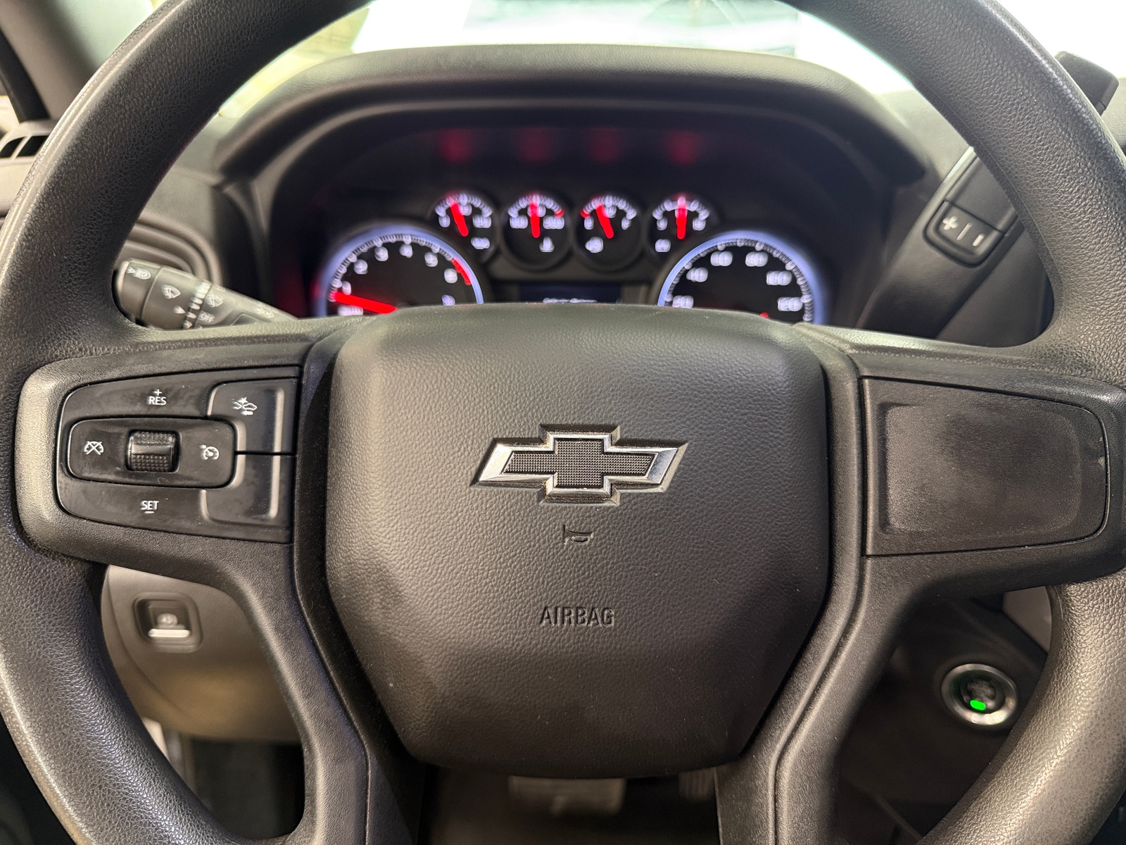 Thumbnail: 2023 Chevrolet Silverado 1500 - 5