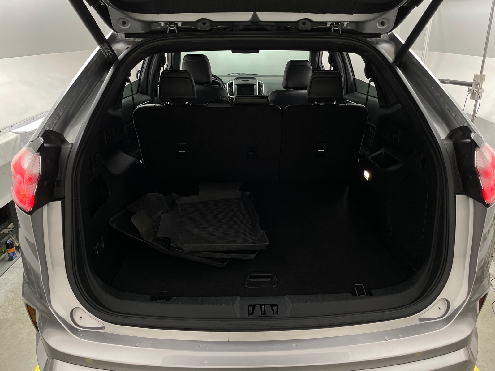 Thumbnail: 2020 Ford Edge - 6